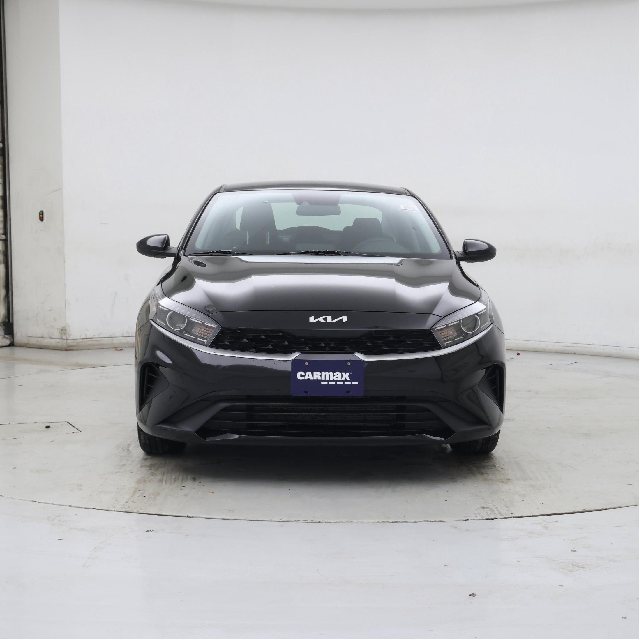 Thumbnail: 2023 Kia Forte - 5