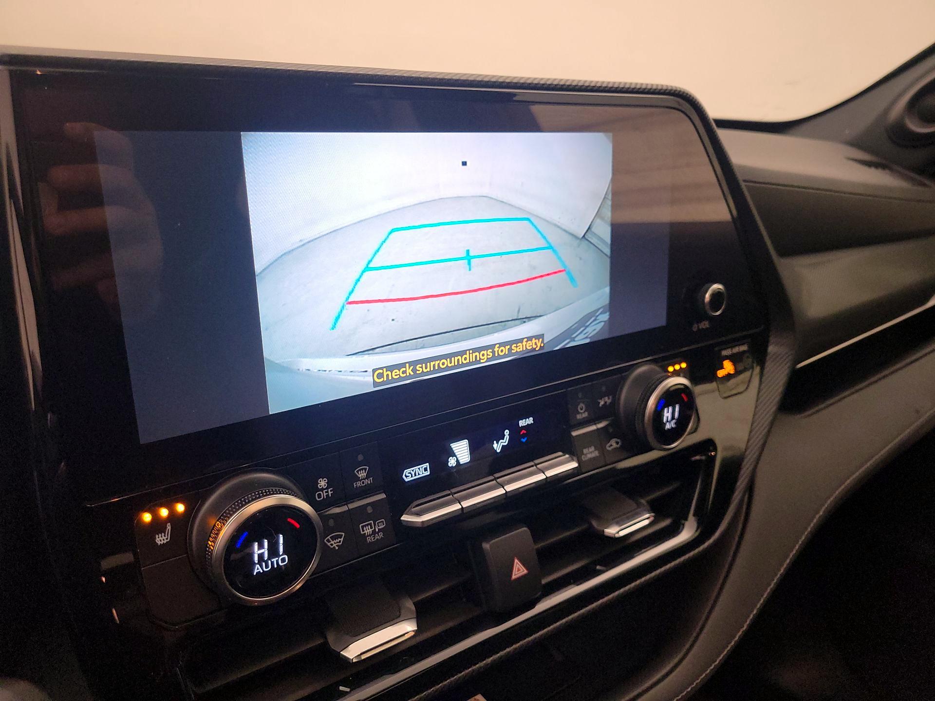 Thumbnail: 2023 Toyota Highlander - 14