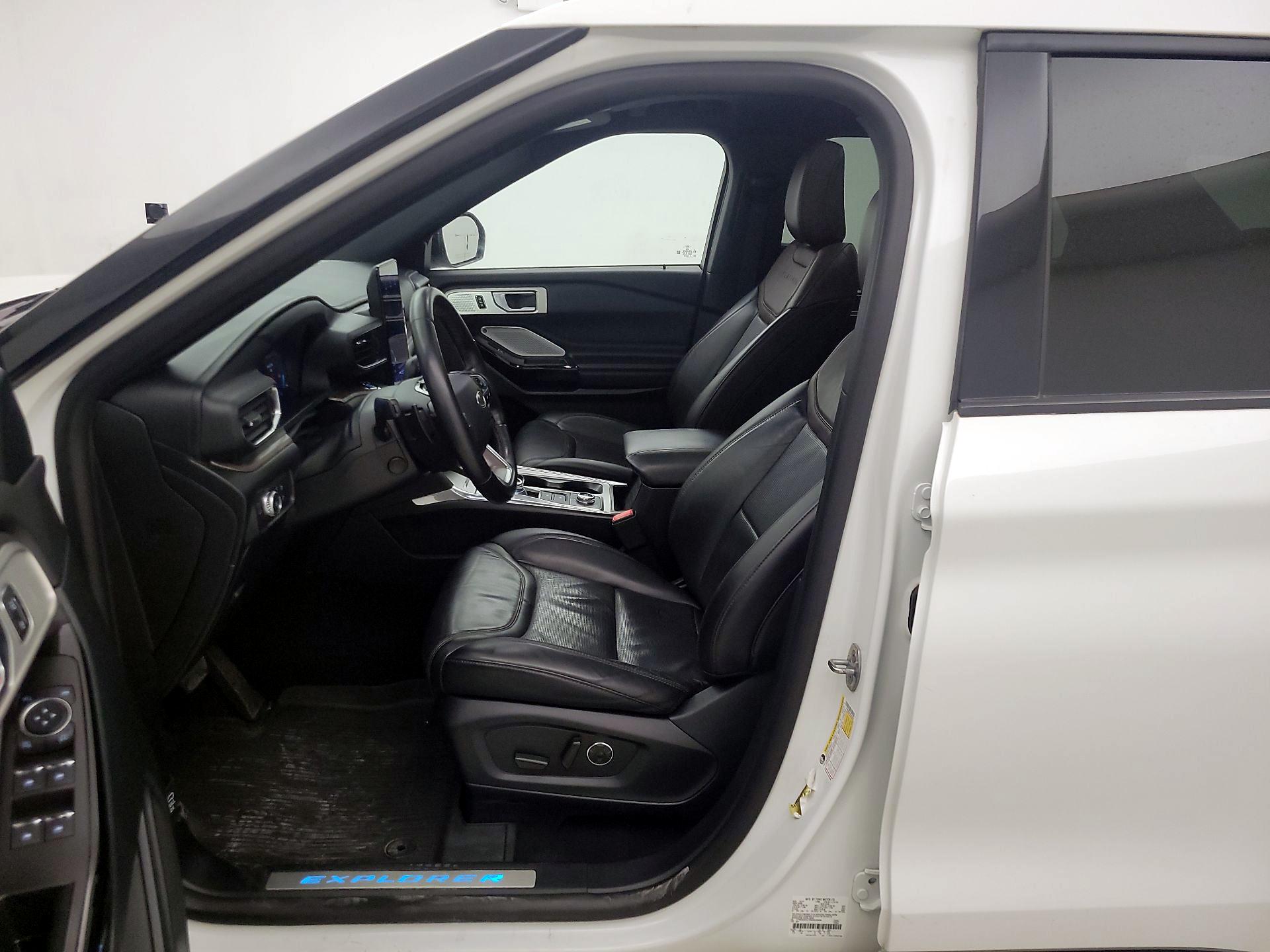 Thumbnail: 2021 Ford Explorer - 11