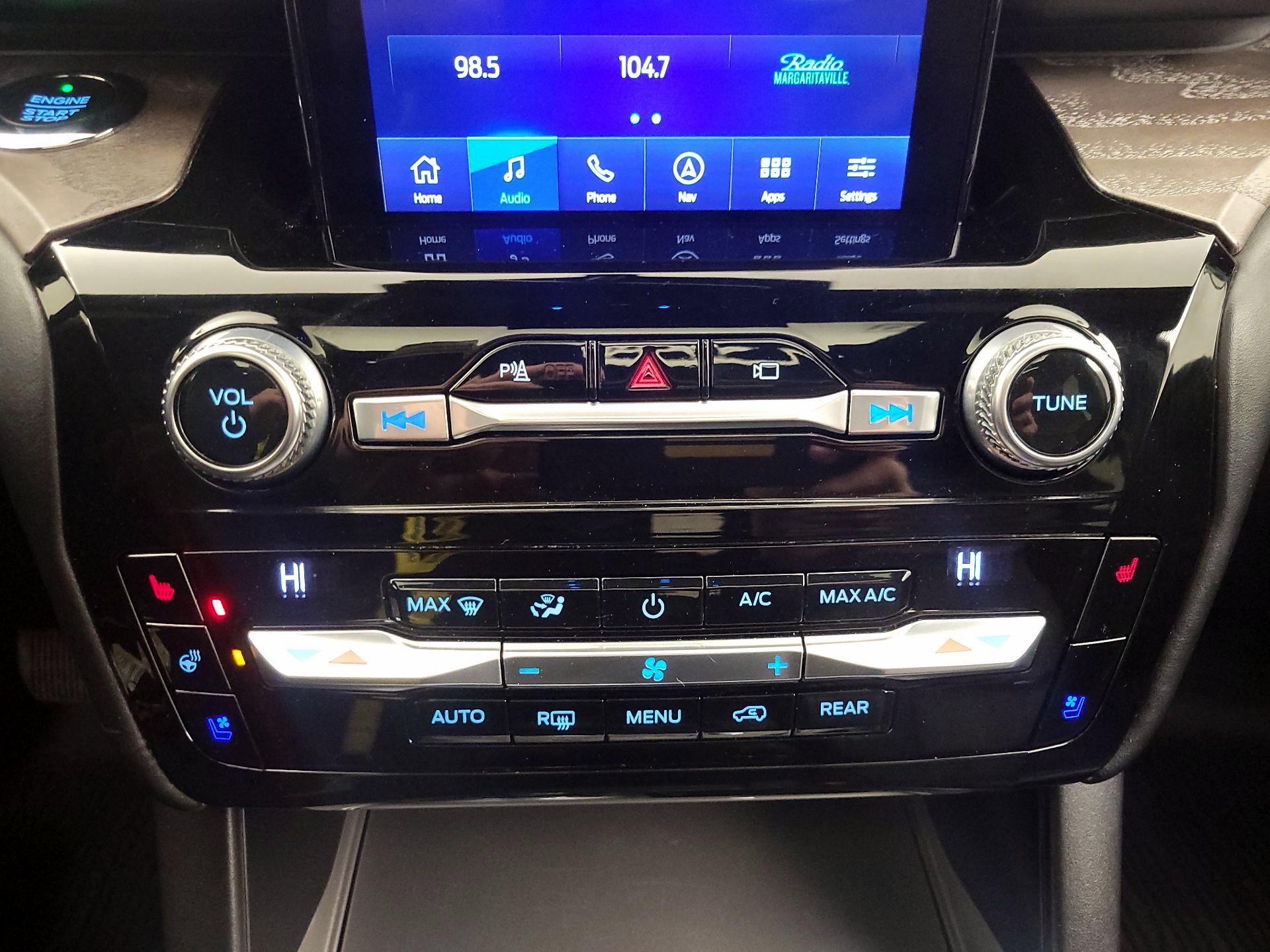 Thumbnail: 2021 Ford Explorer - 17