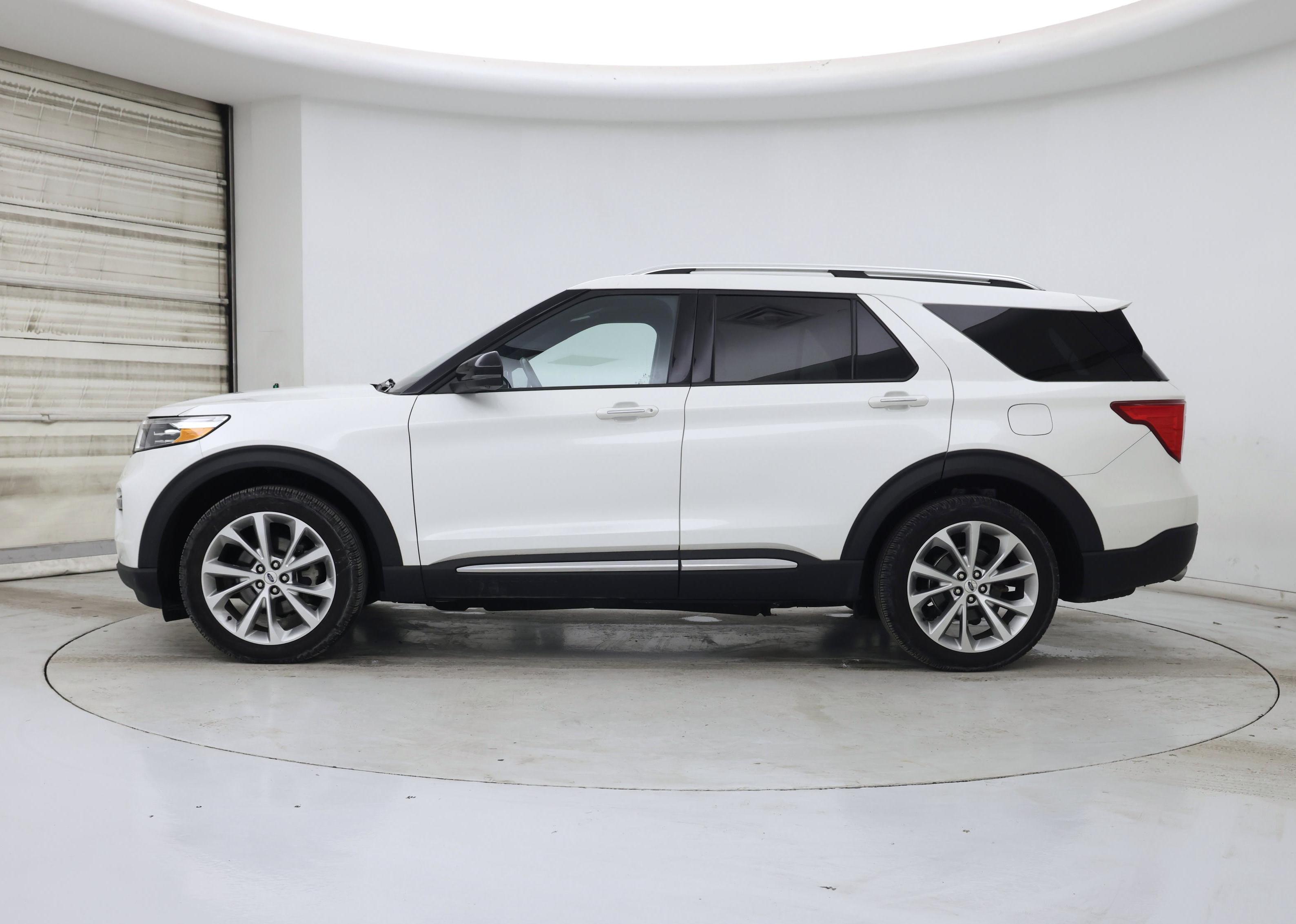 Thumbnail: 2021 Ford Explorer - 3
