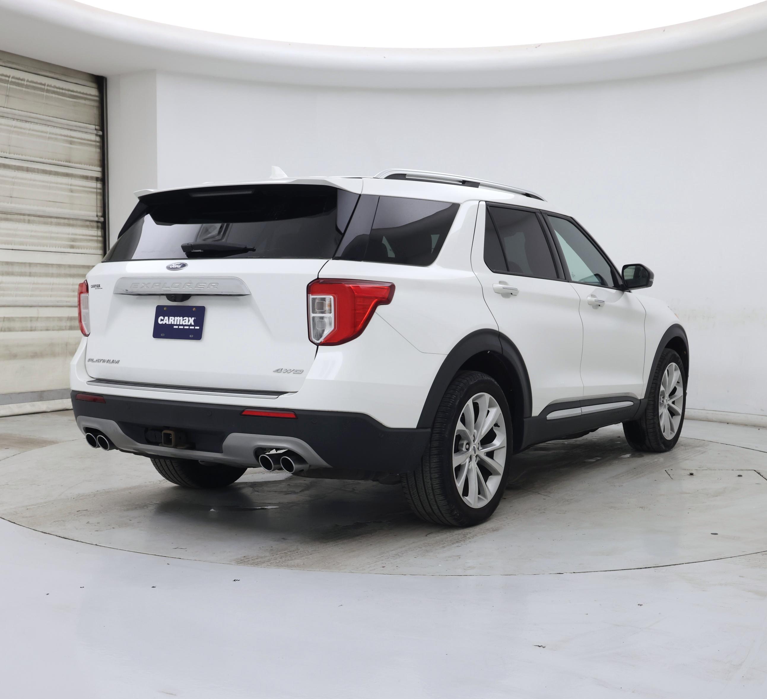 Thumbnail: 2021 Ford Explorer - 8