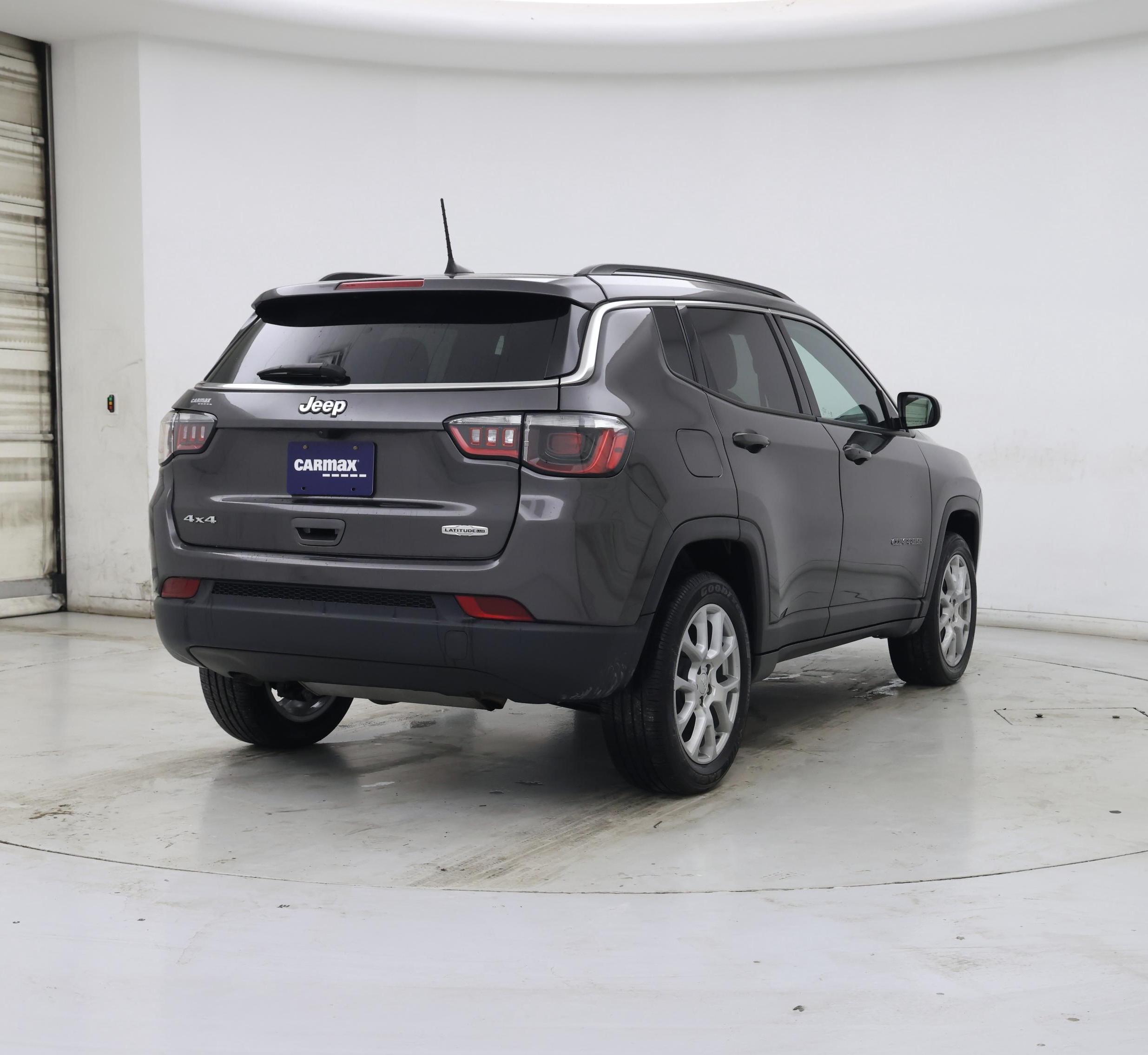 Thumbnail: 2023 Jeep Compass - 8