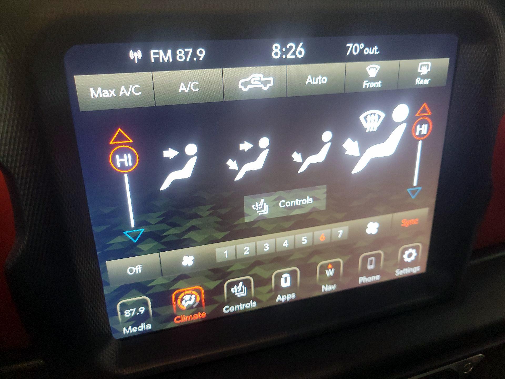 Thumbnail: 2020 Jeep Gladiator - 17