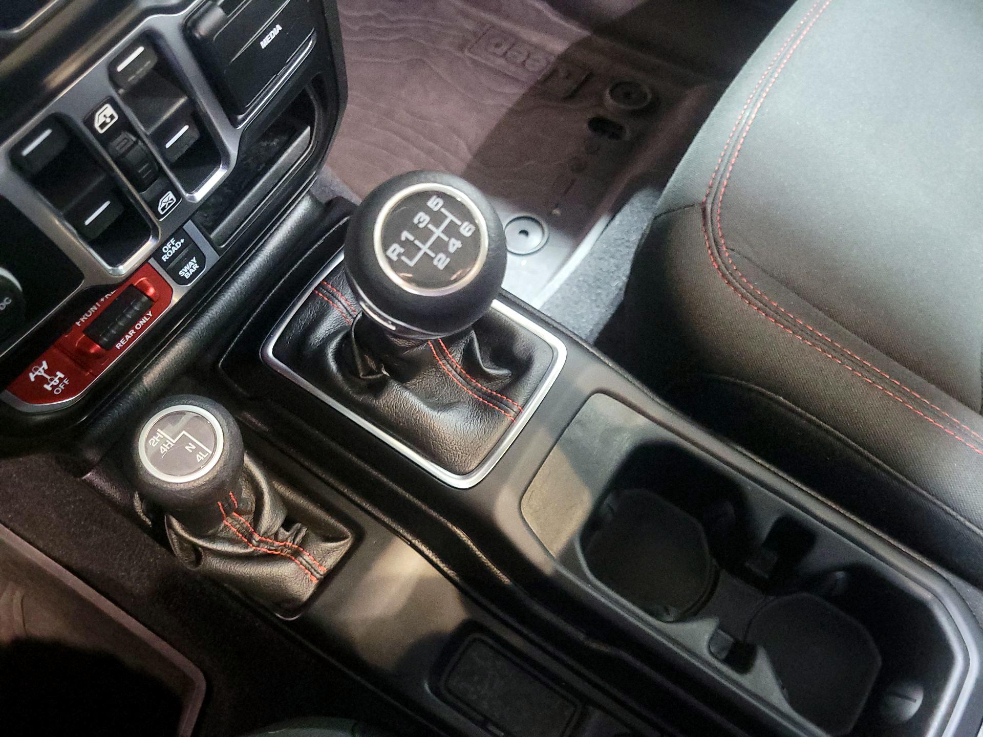 Thumbnail: 2020 Jeep Gladiator - 18