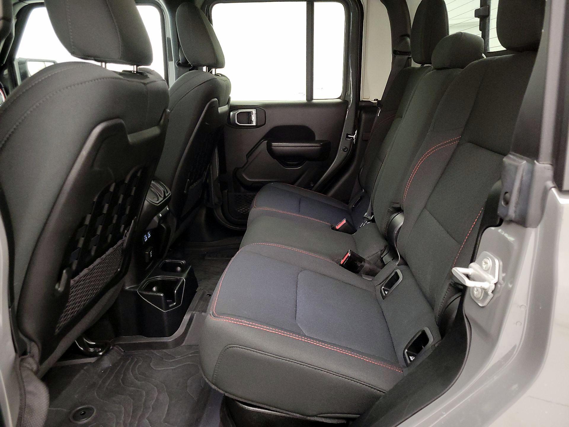 Thumbnail: 2020 Jeep Gladiator - 20