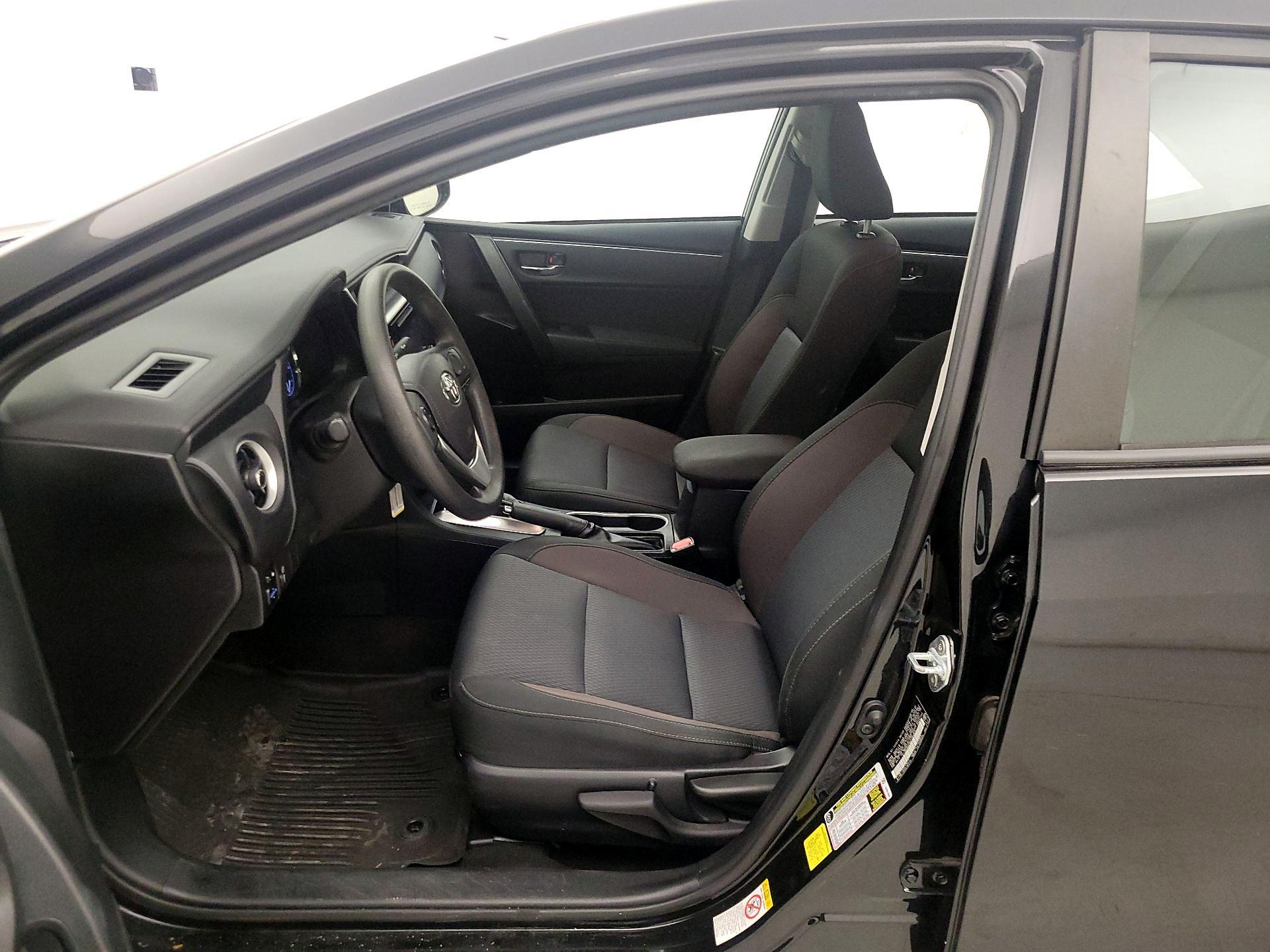 Thumbnail: 2017 Toyota Corolla - 11