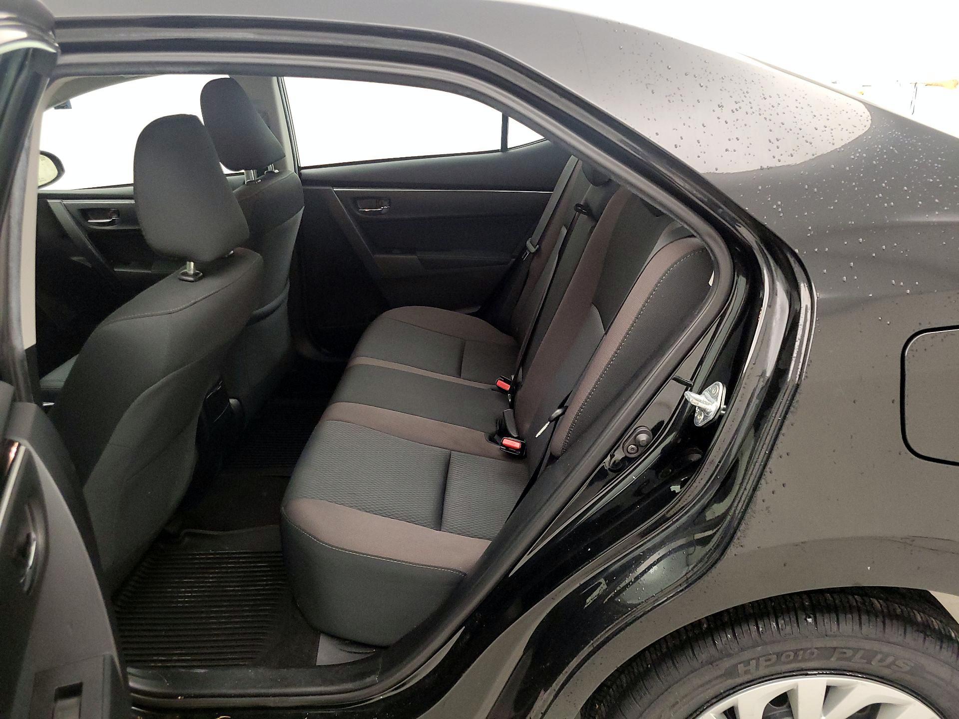 Thumbnail: 2017 Toyota Corolla - 19