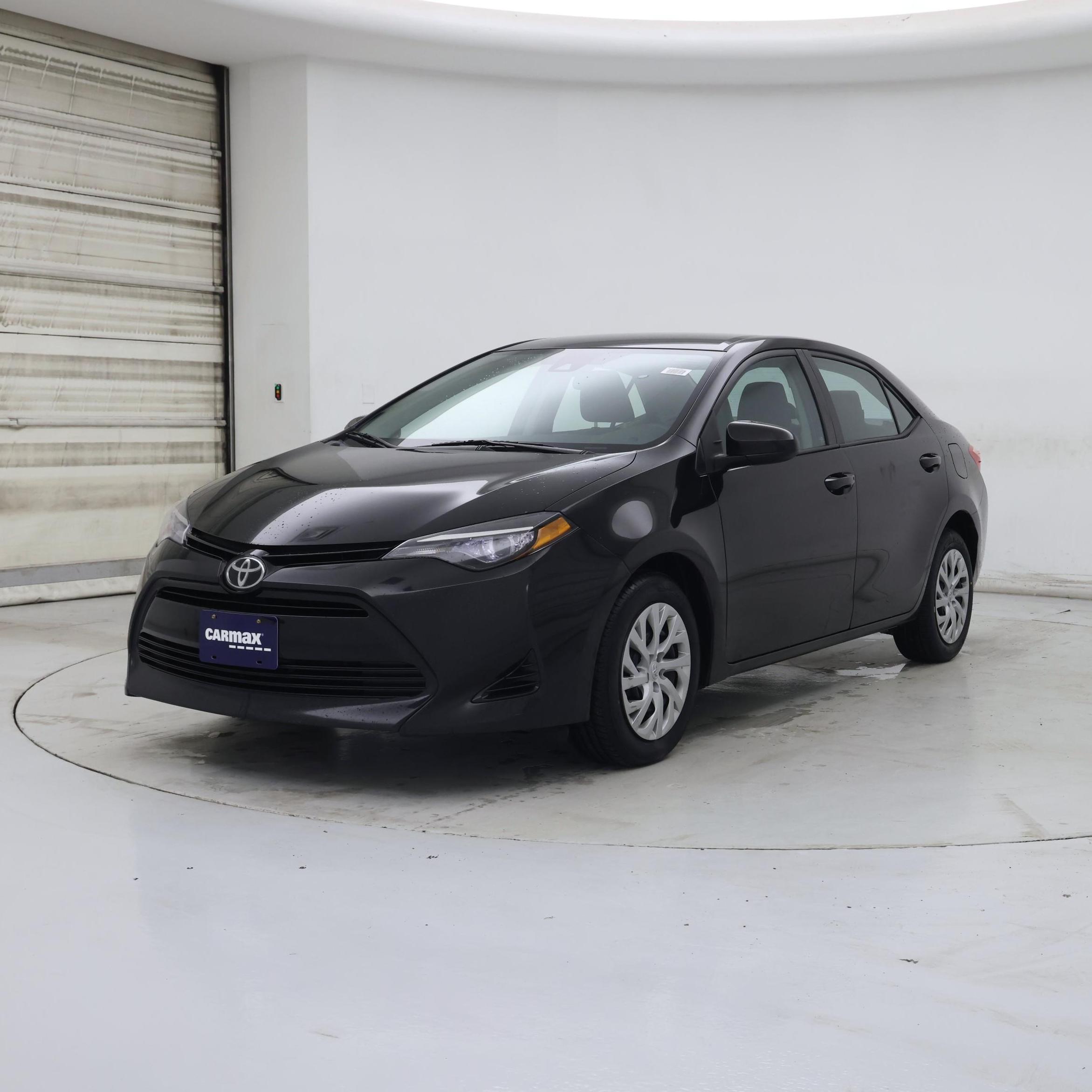 Thumbnail: 2017 Toyota Corolla - 4