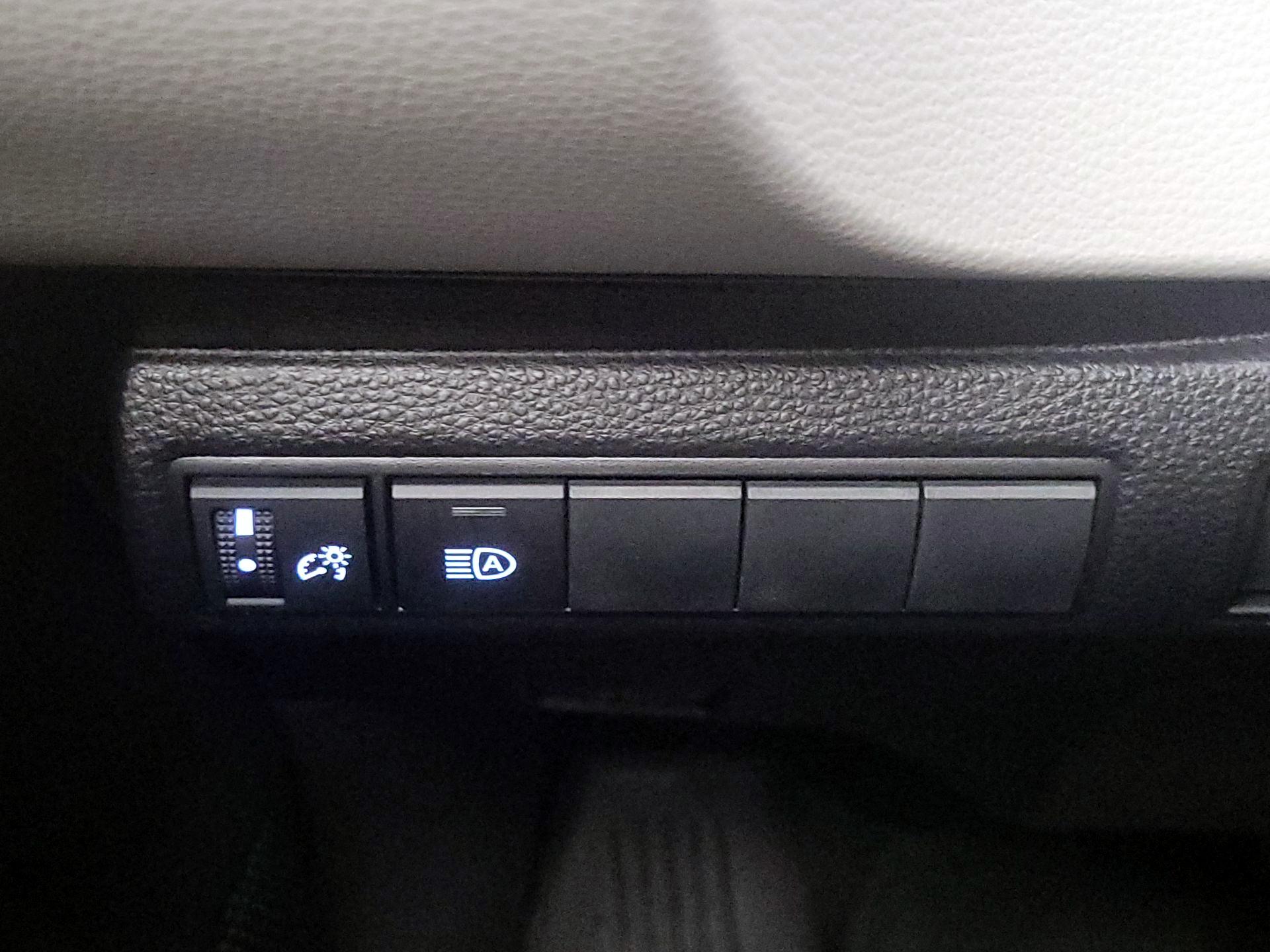 Thumbnail: 2024 Toyota Corolla - 13