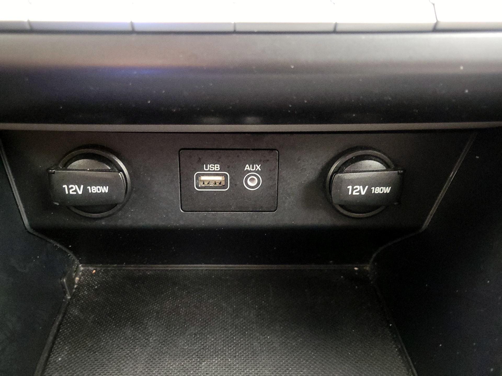 Thumbnail: 2018 Hyundai Sonata - 18