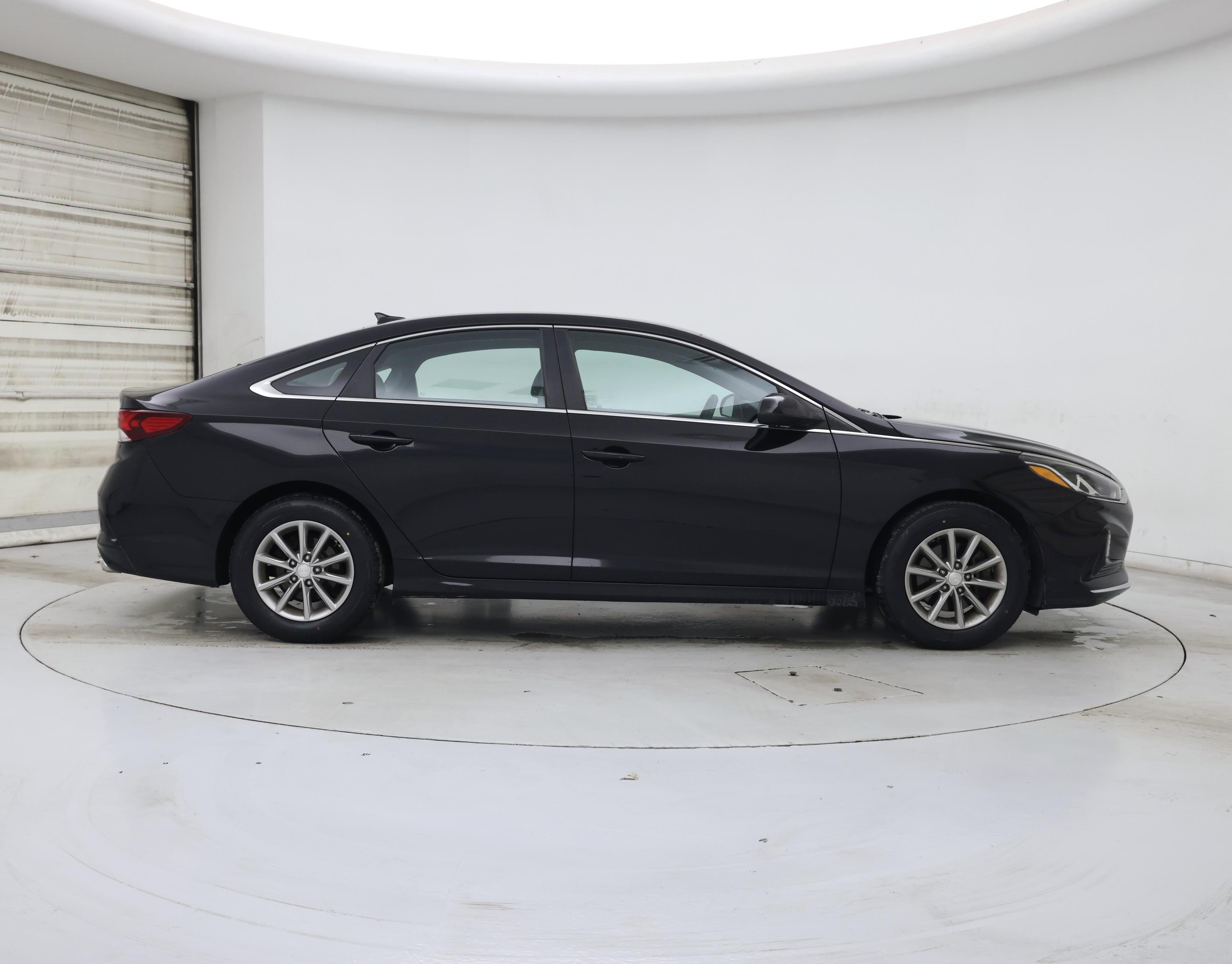 Thumbnail: 2018 Hyundai Sonata - 7