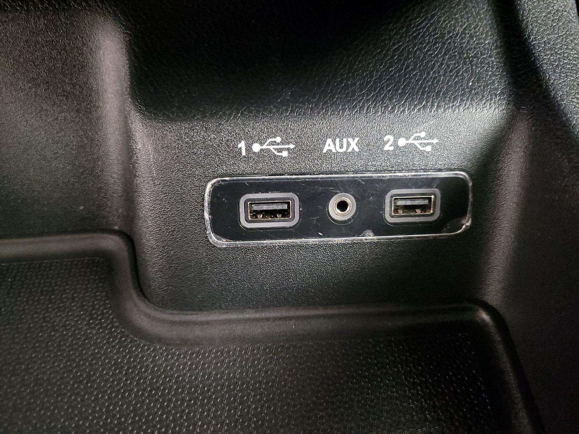 Thumbnail: 2018 Dodge Durango - 19