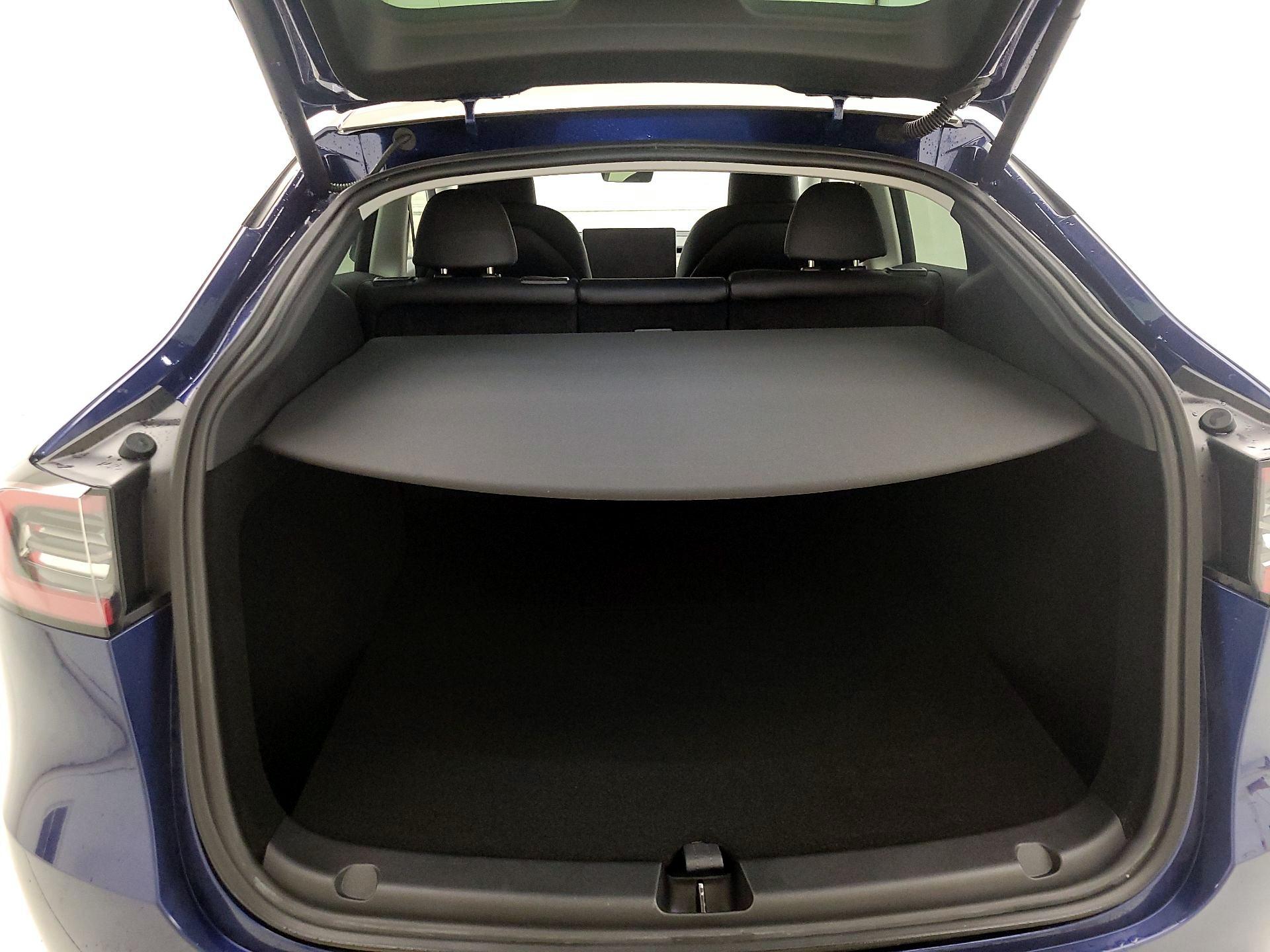 Thumbnail: 2023 Tesla Model Y - 18