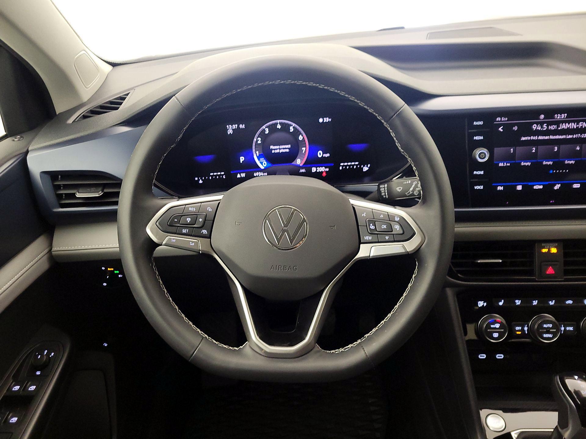 Thumbnail: 2024 Volkswagen Taos - 10