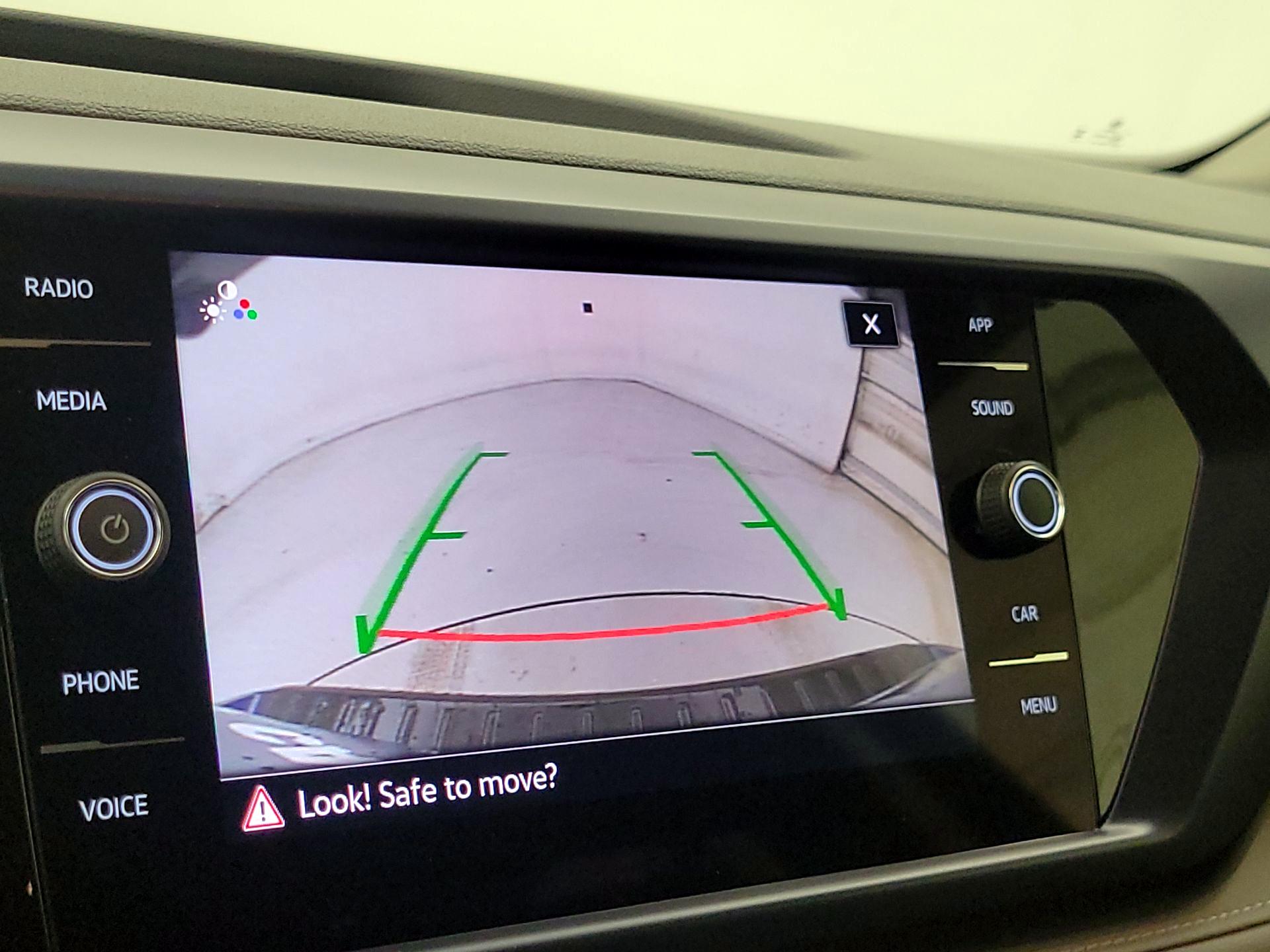 Thumbnail: 2024 Volkswagen Taos - 14