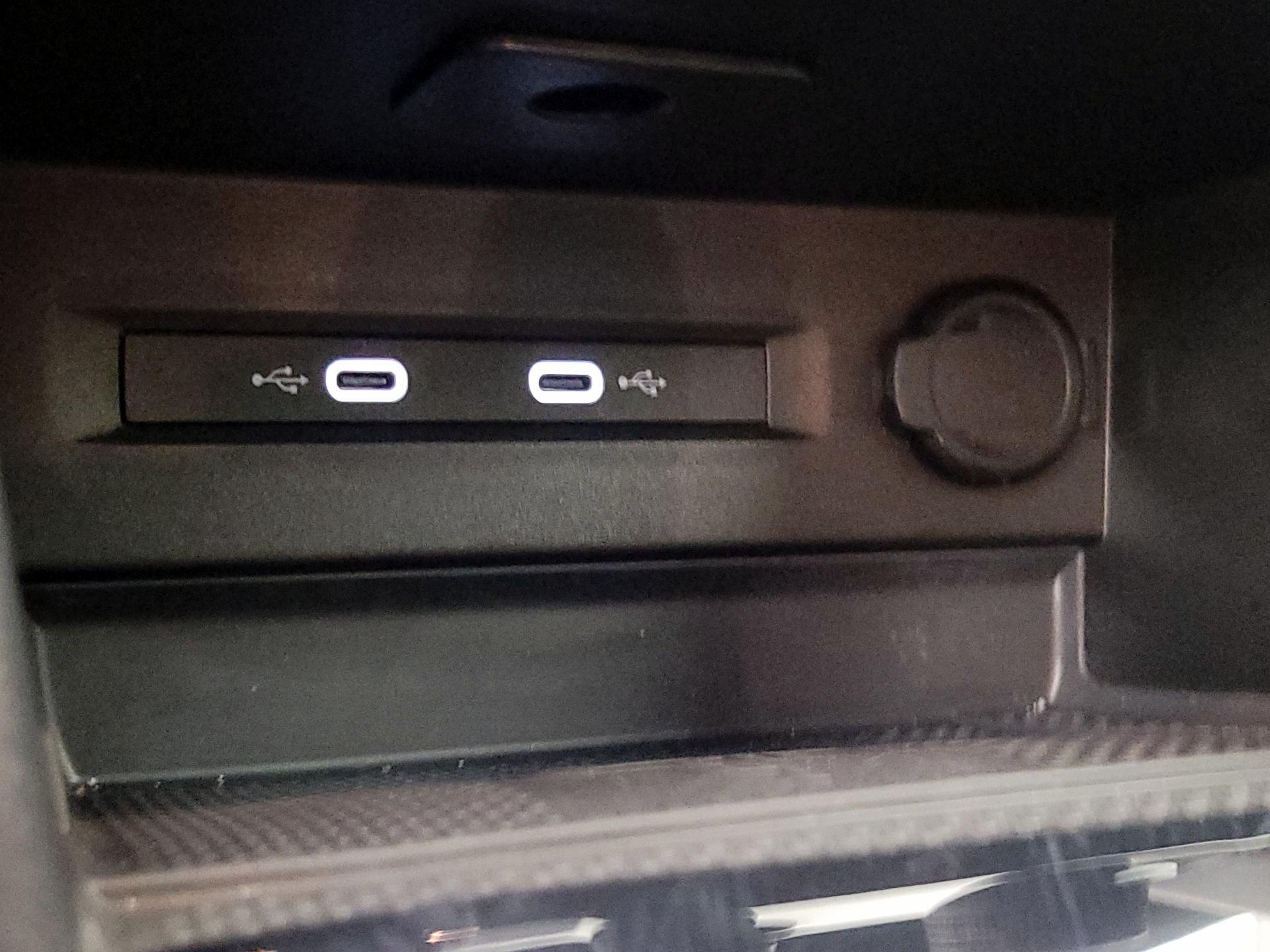 Thumbnail: 2024 Volkswagen Taos - 18