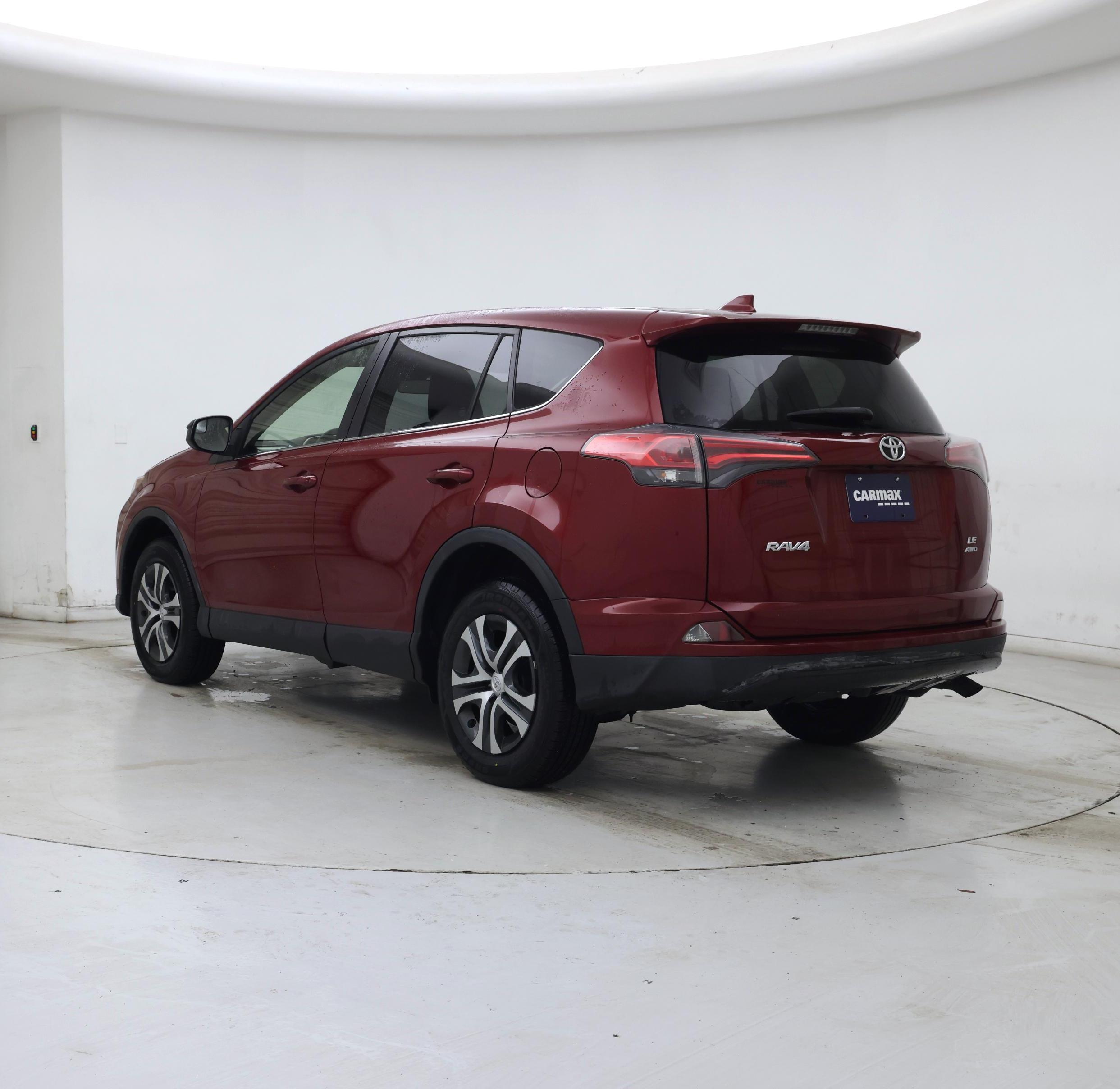 Thumbnail: 2018 Toyota RAV4 - 2