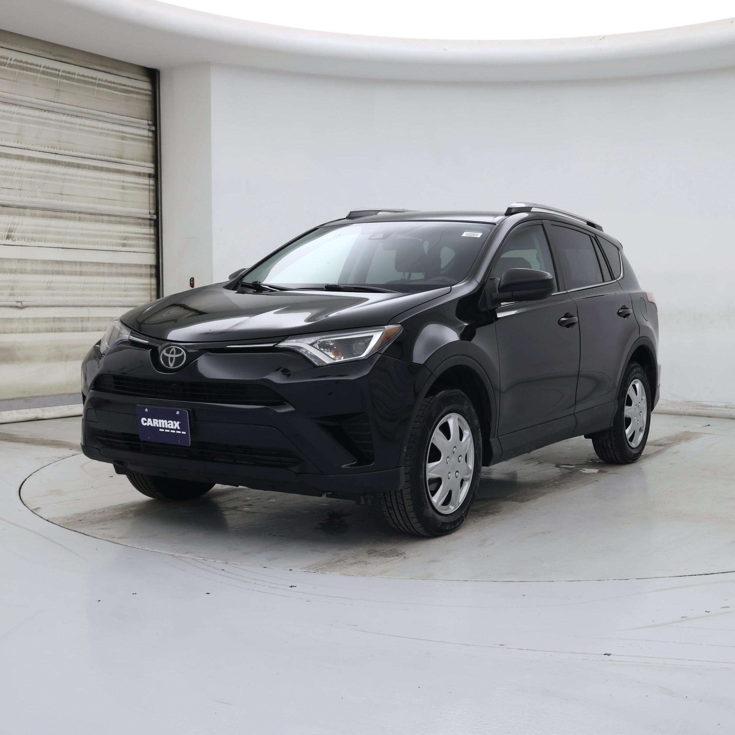 Thumbnail: 2018 Toyota RAV4 - 4