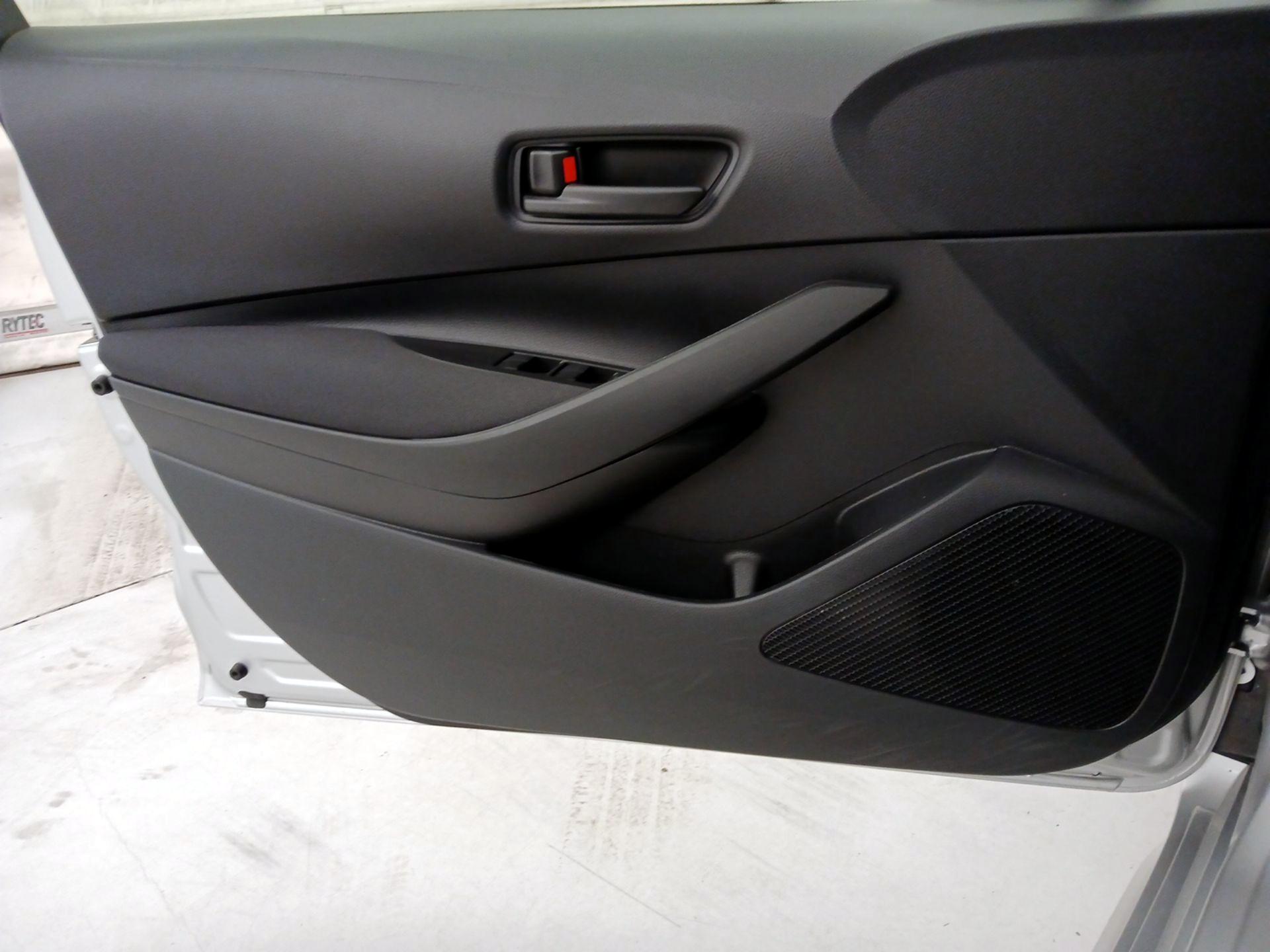 Thumbnail: 2023 Toyota Corolla - 12