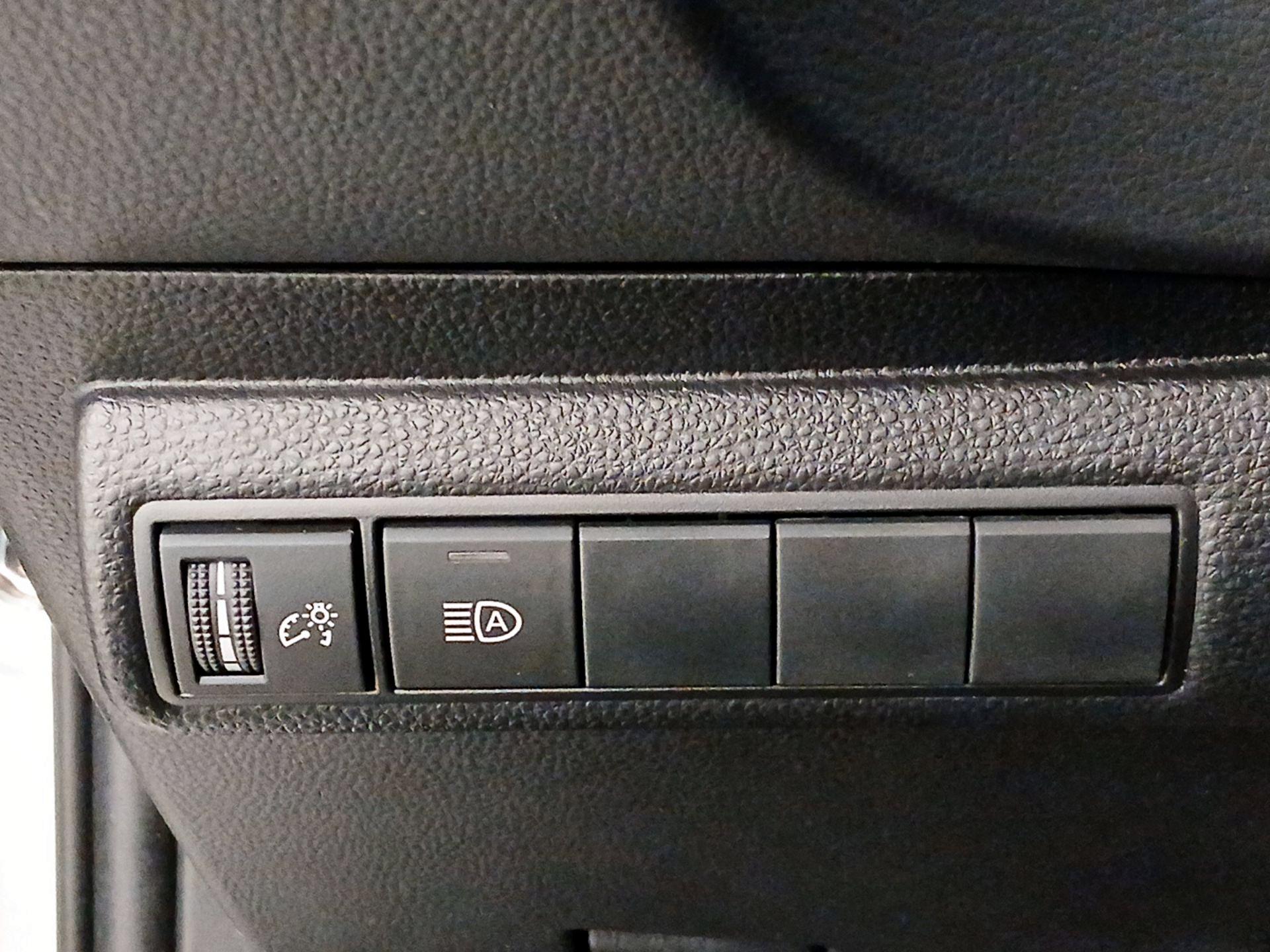 Thumbnail: 2023 Toyota Corolla - 13