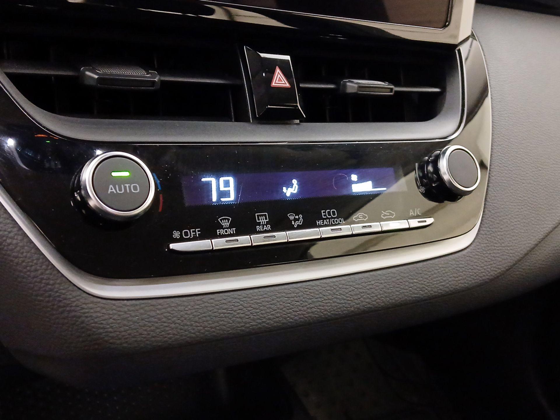 Thumbnail: 2023 Toyota Corolla - 16