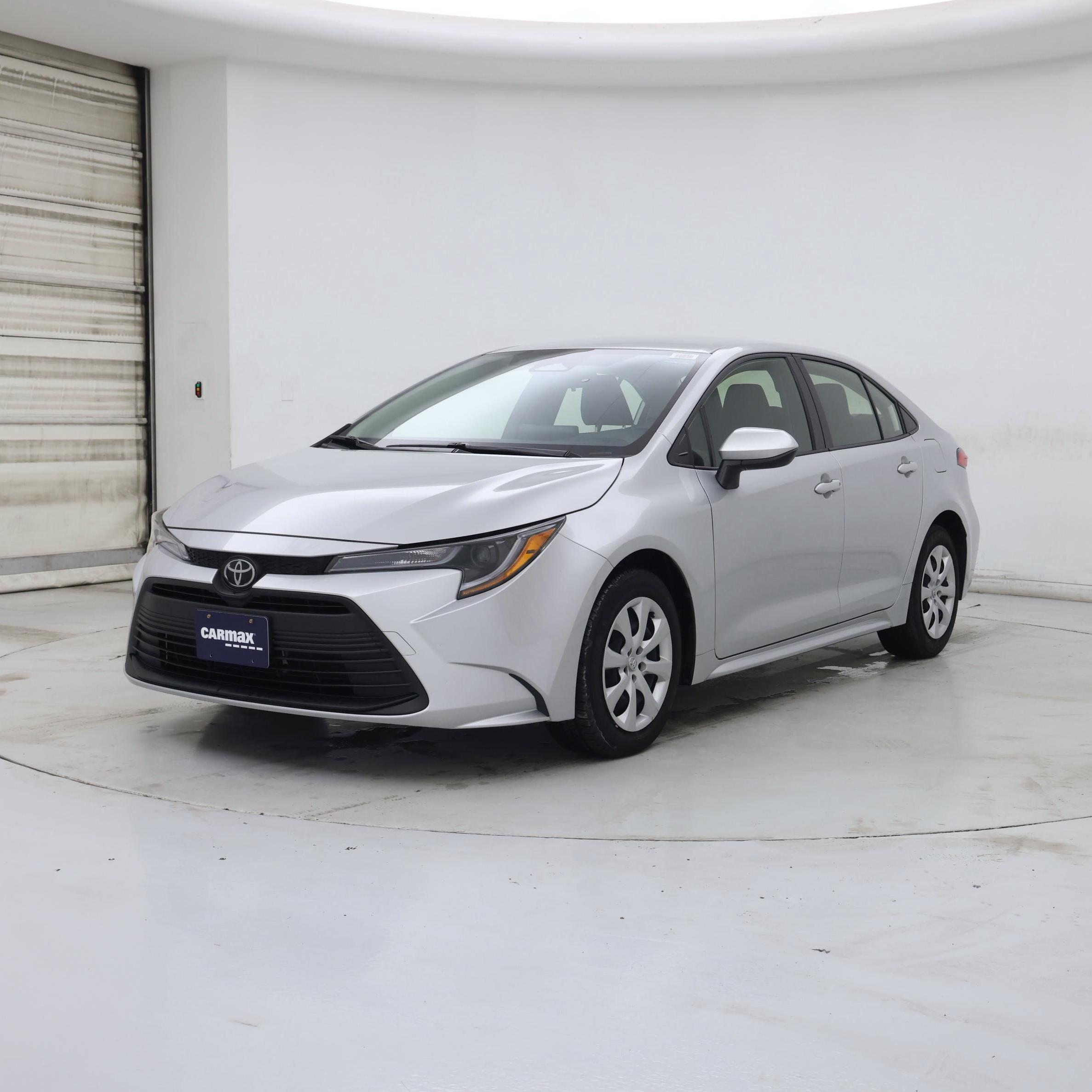 Thumbnail: 2023 Toyota Corolla - 4