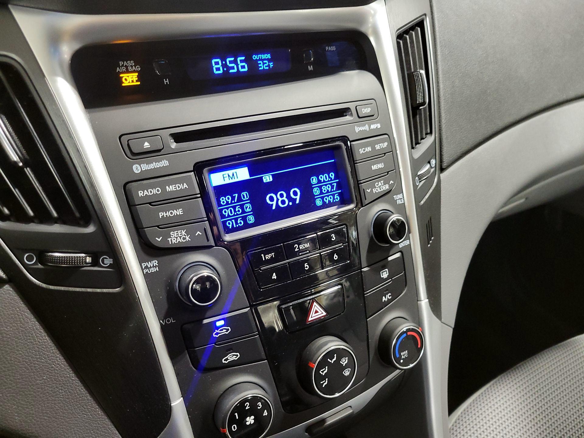 Thumbnail: 2014 Hyundai Sonata - 14