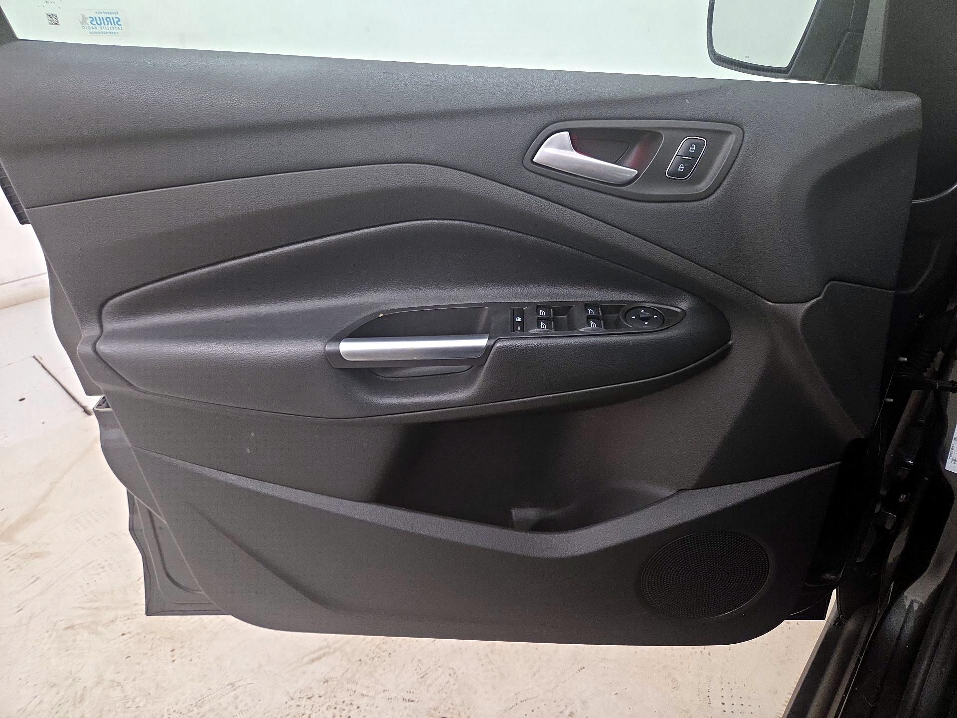 Thumbnail: 2017 Ford C-Max - 12