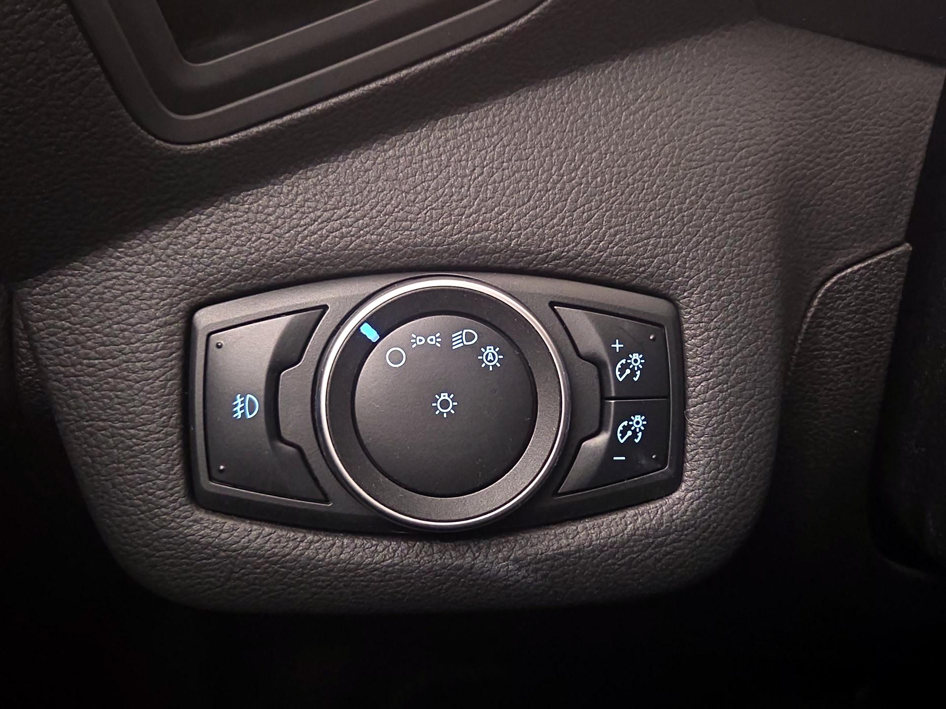 Thumbnail: 2017 Ford C-Max - 13