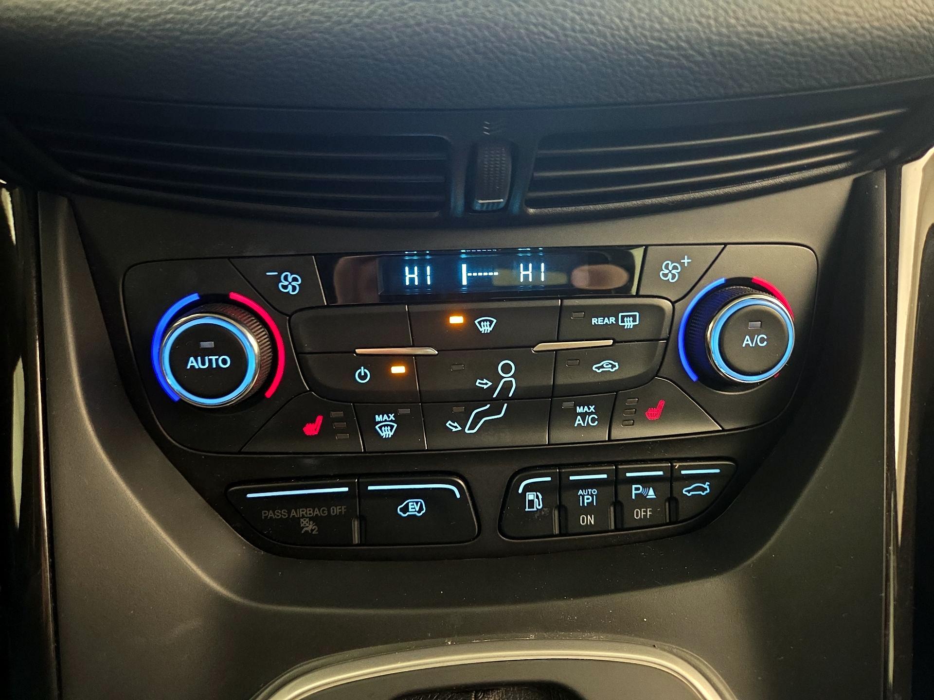 Thumbnail: 2017 Ford C-Max - 17