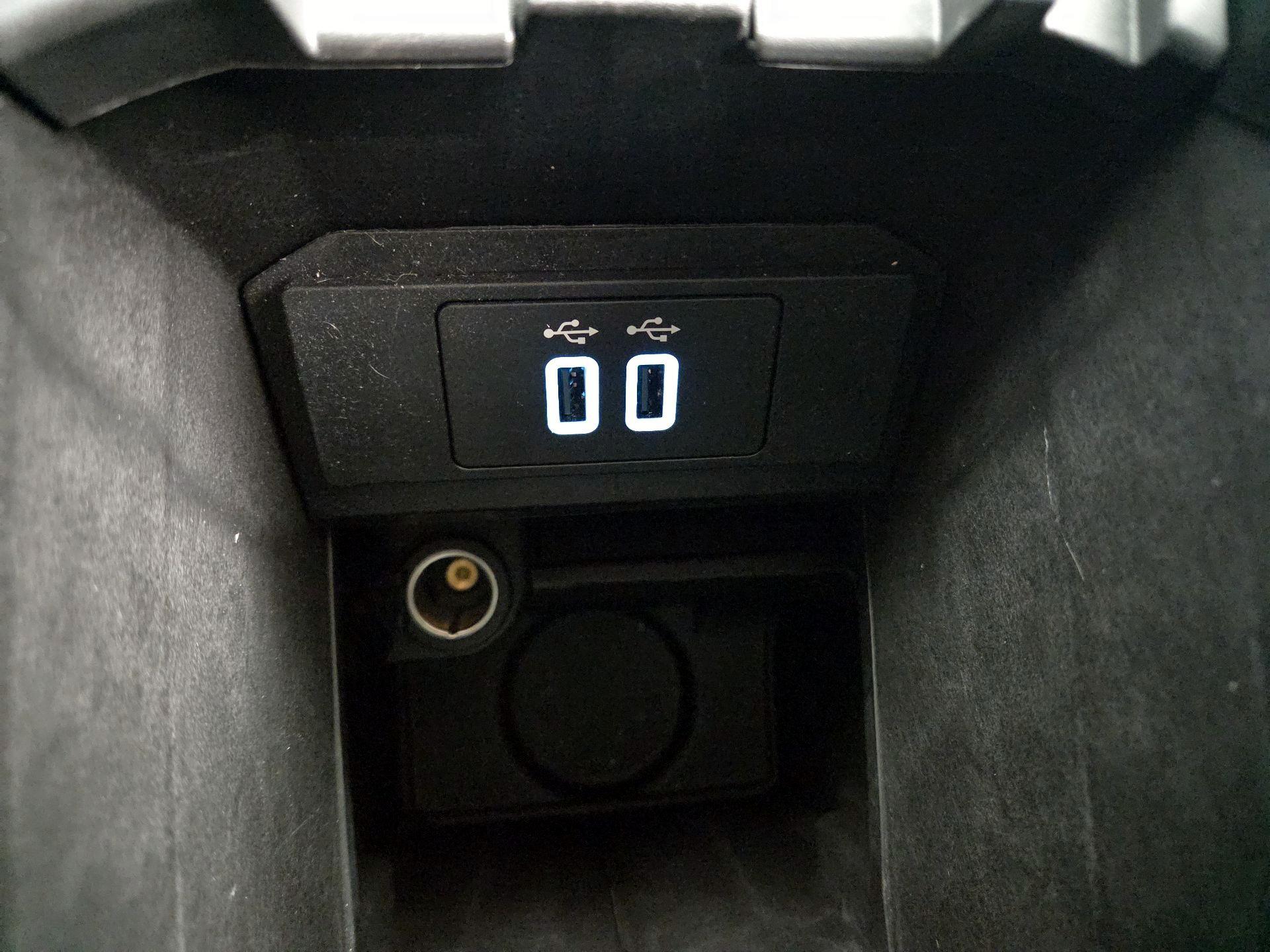 Thumbnail: 2017 Ford C-Max - 19