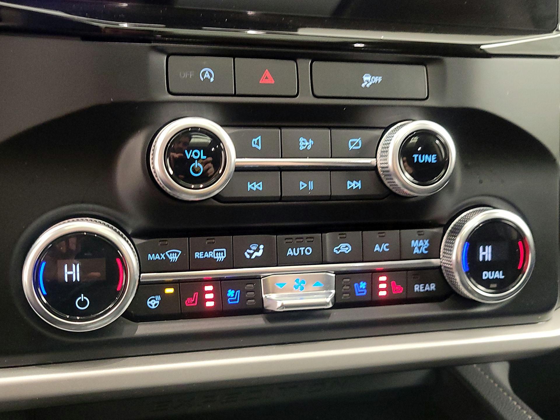 Thumbnail: 2024 Ford Expedition - 17