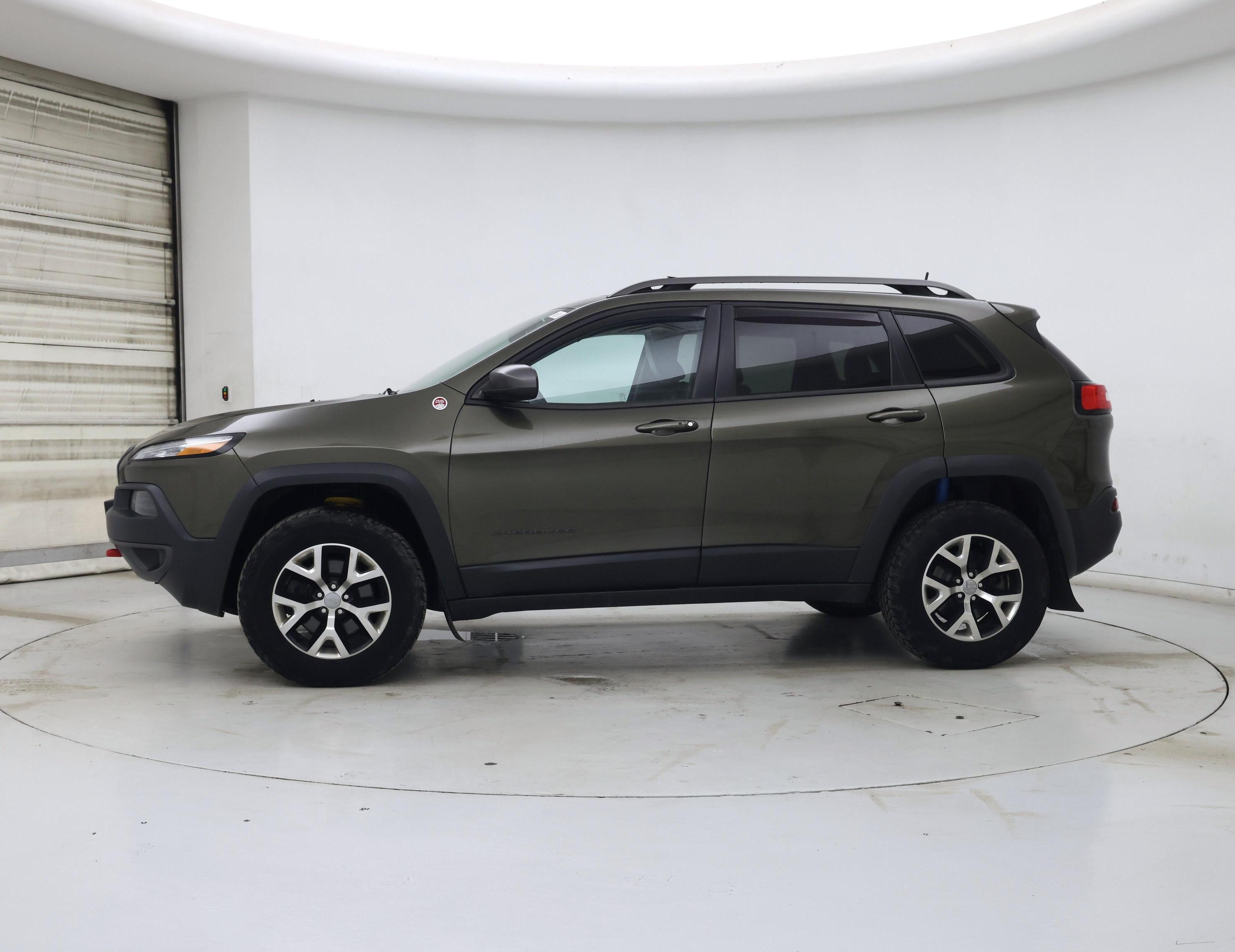 Thumbnail: 2016 Jeep Cherokee - 3