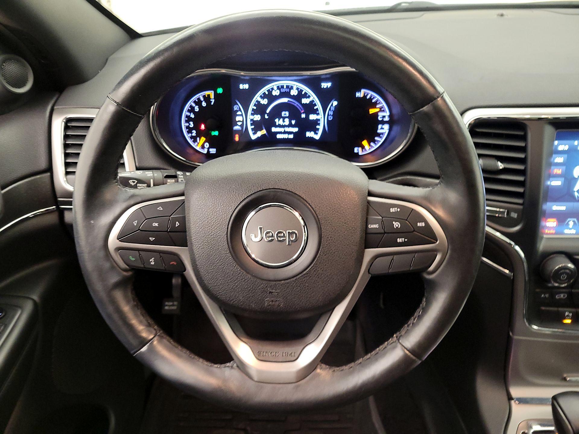 Thumbnail: 2018 Jeep Grand Cherokee - 10