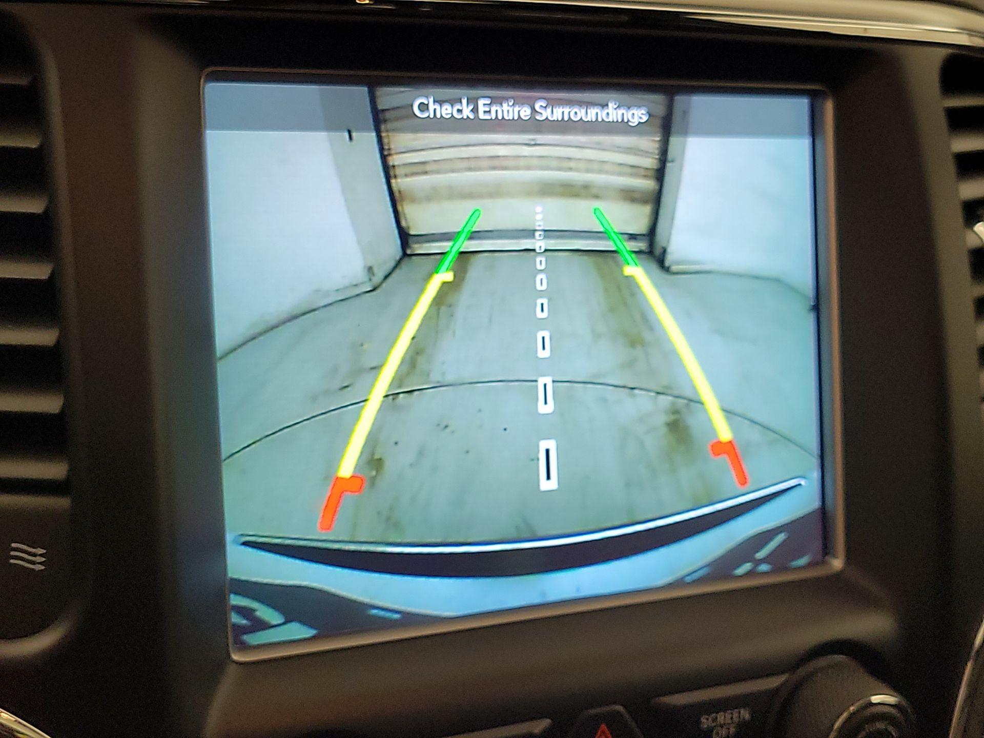 Thumbnail: 2018 Jeep Grand Cherokee - 14