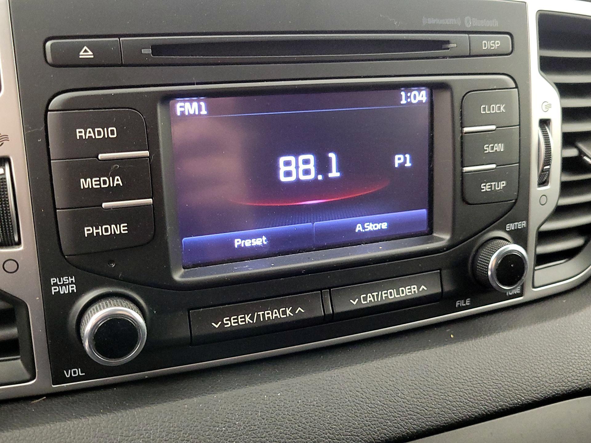 Thumbnail: 2017 Kia Sportage - 15