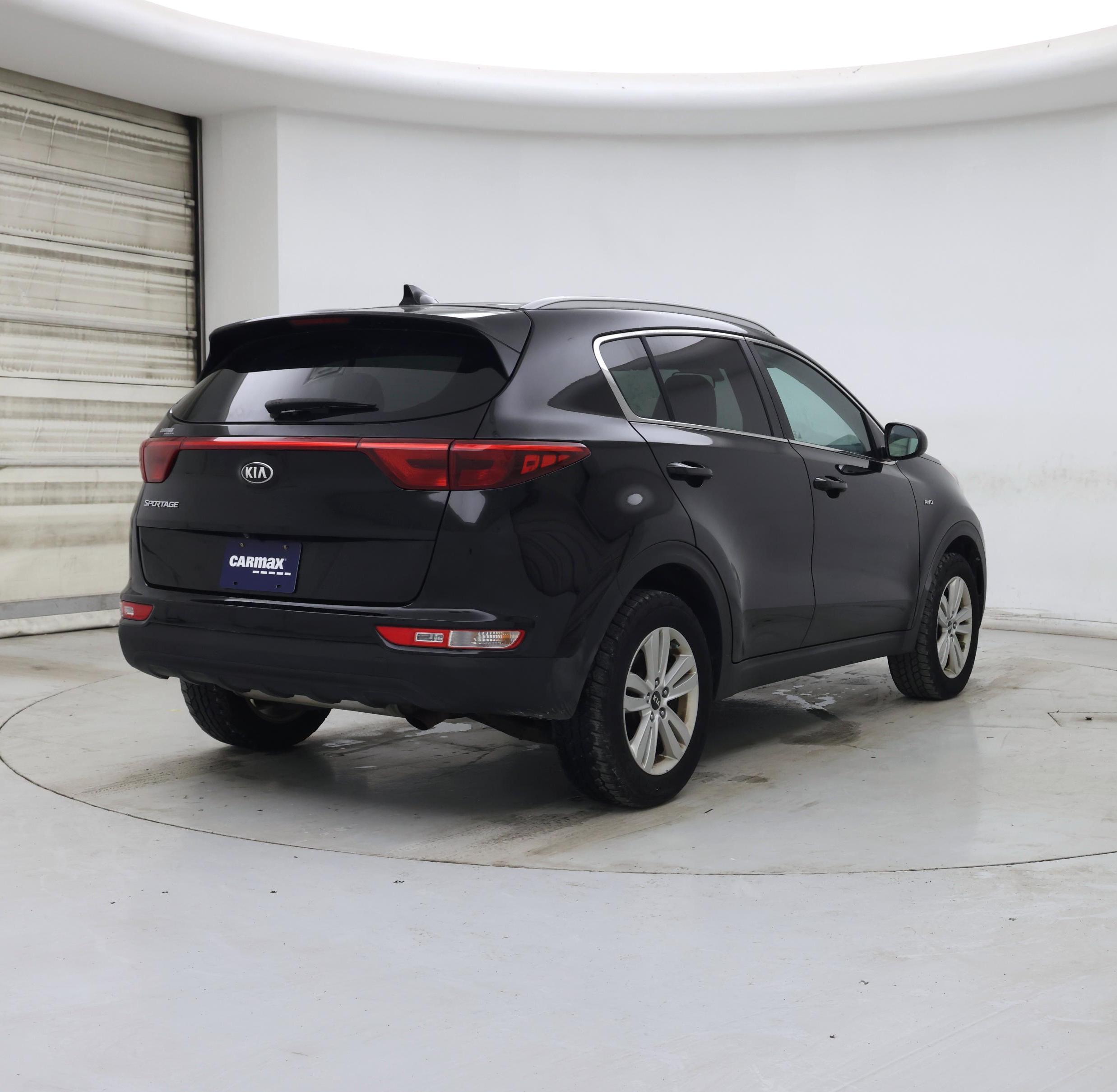 Thumbnail: 2017 Kia Sportage - 8