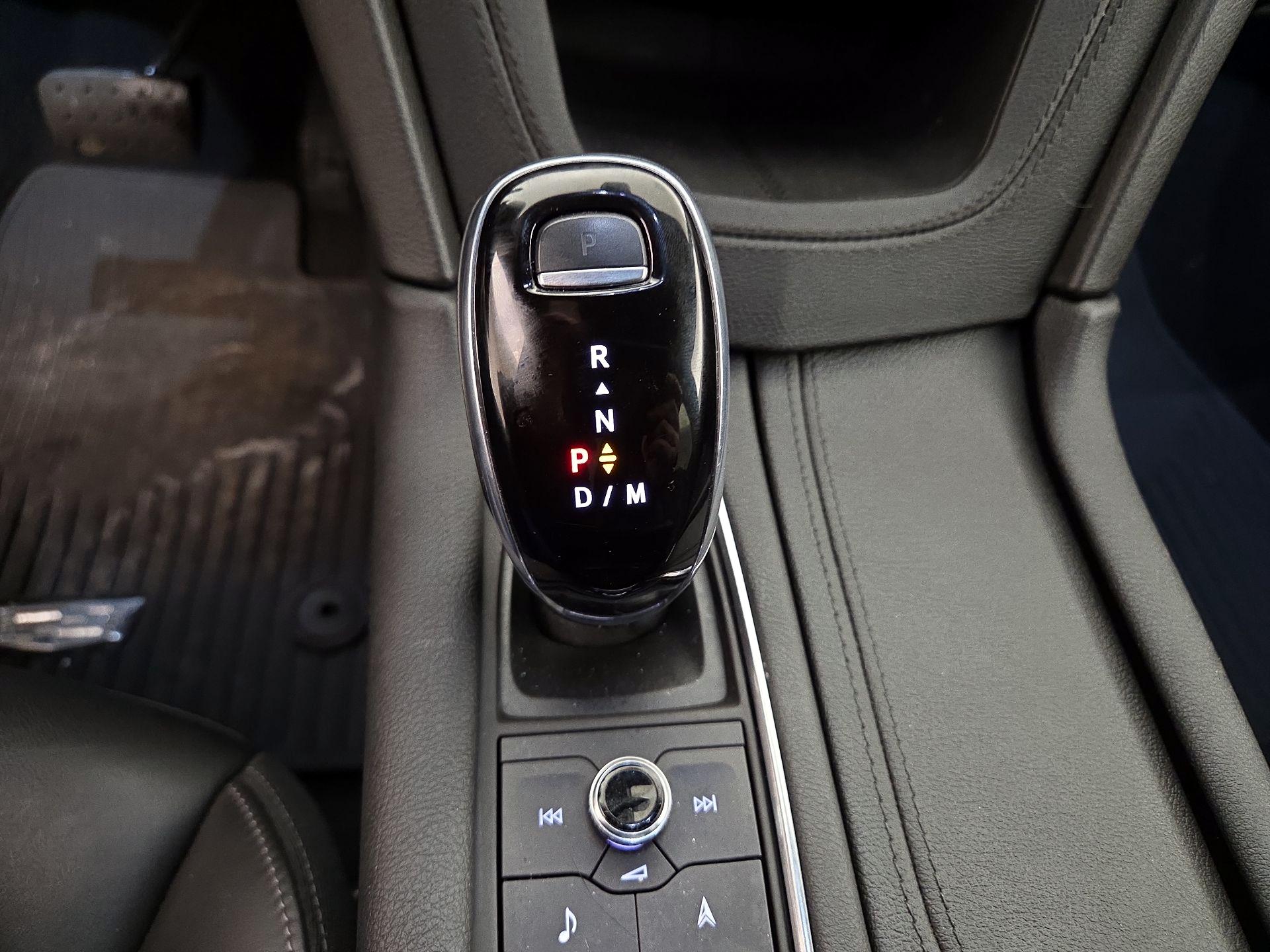 Thumbnail: 2021 Cadillac XT6 - 18