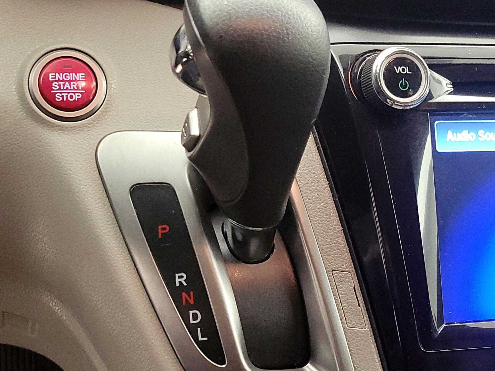 Thumbnail: 2014 Honda Odyssey - 17