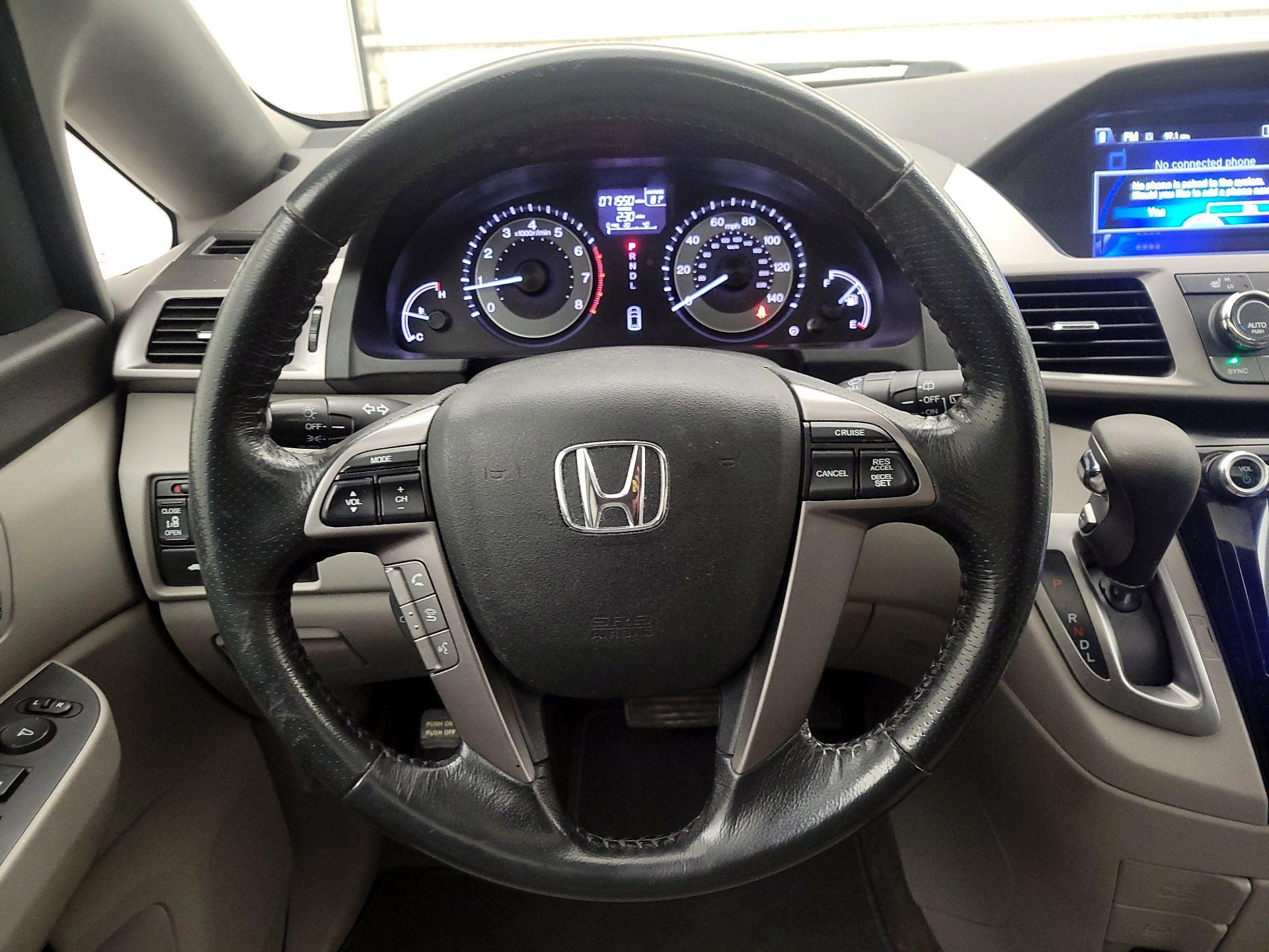 Thumbnail: 2016 Honda Odyssey - 10