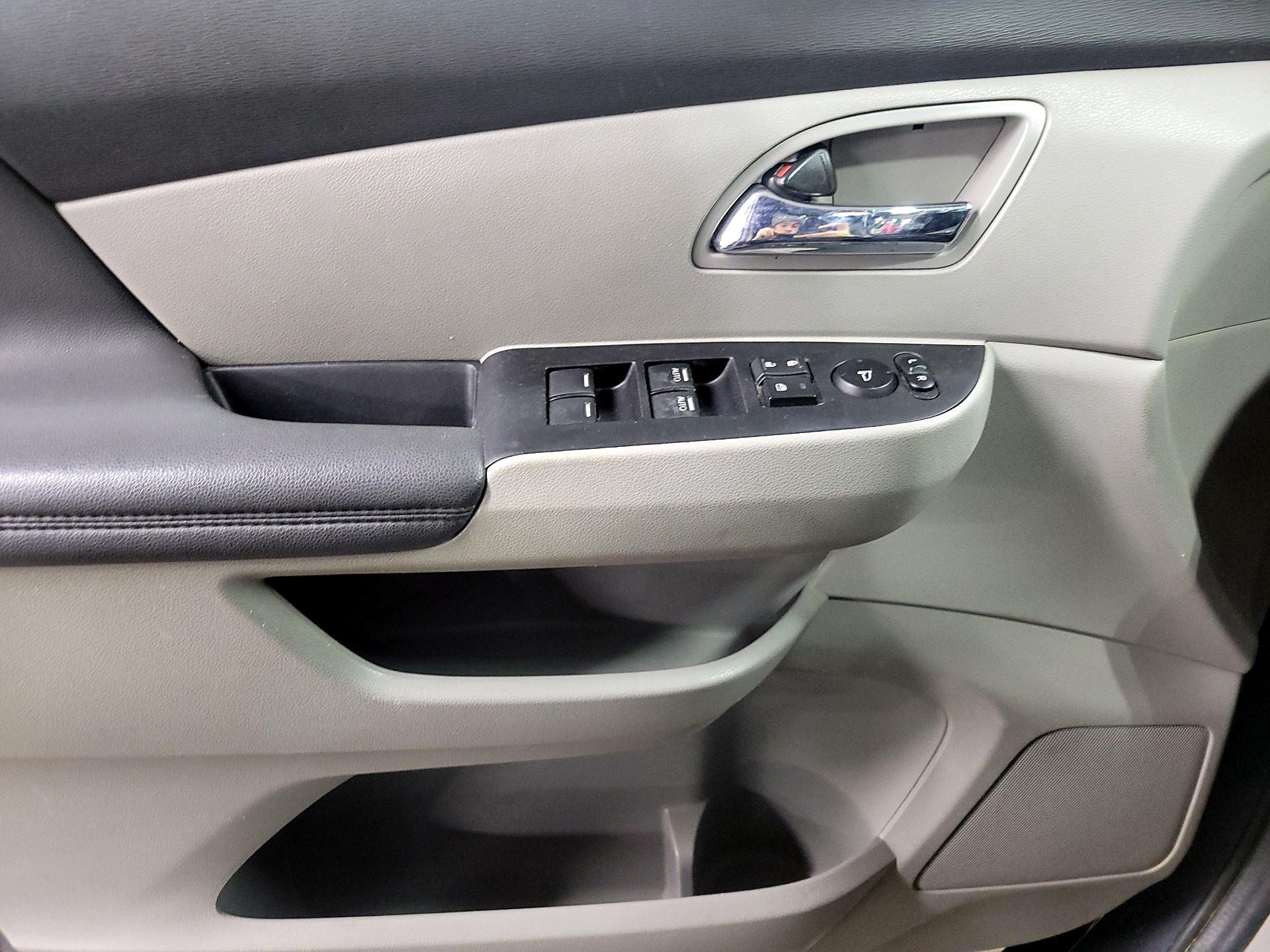 Thumbnail: 2016 Honda Odyssey - 12