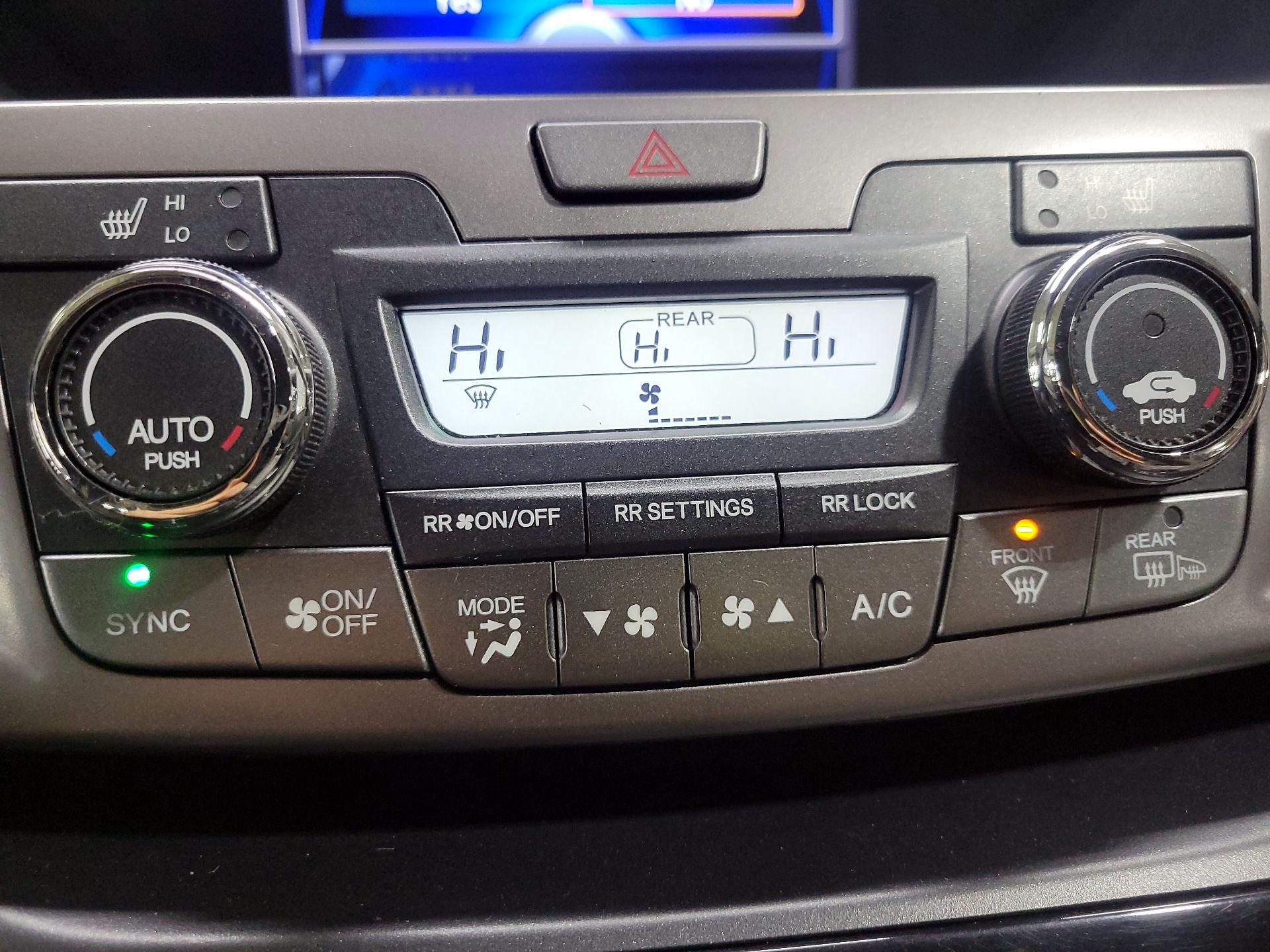 Thumbnail: 2016 Honda Odyssey - 16