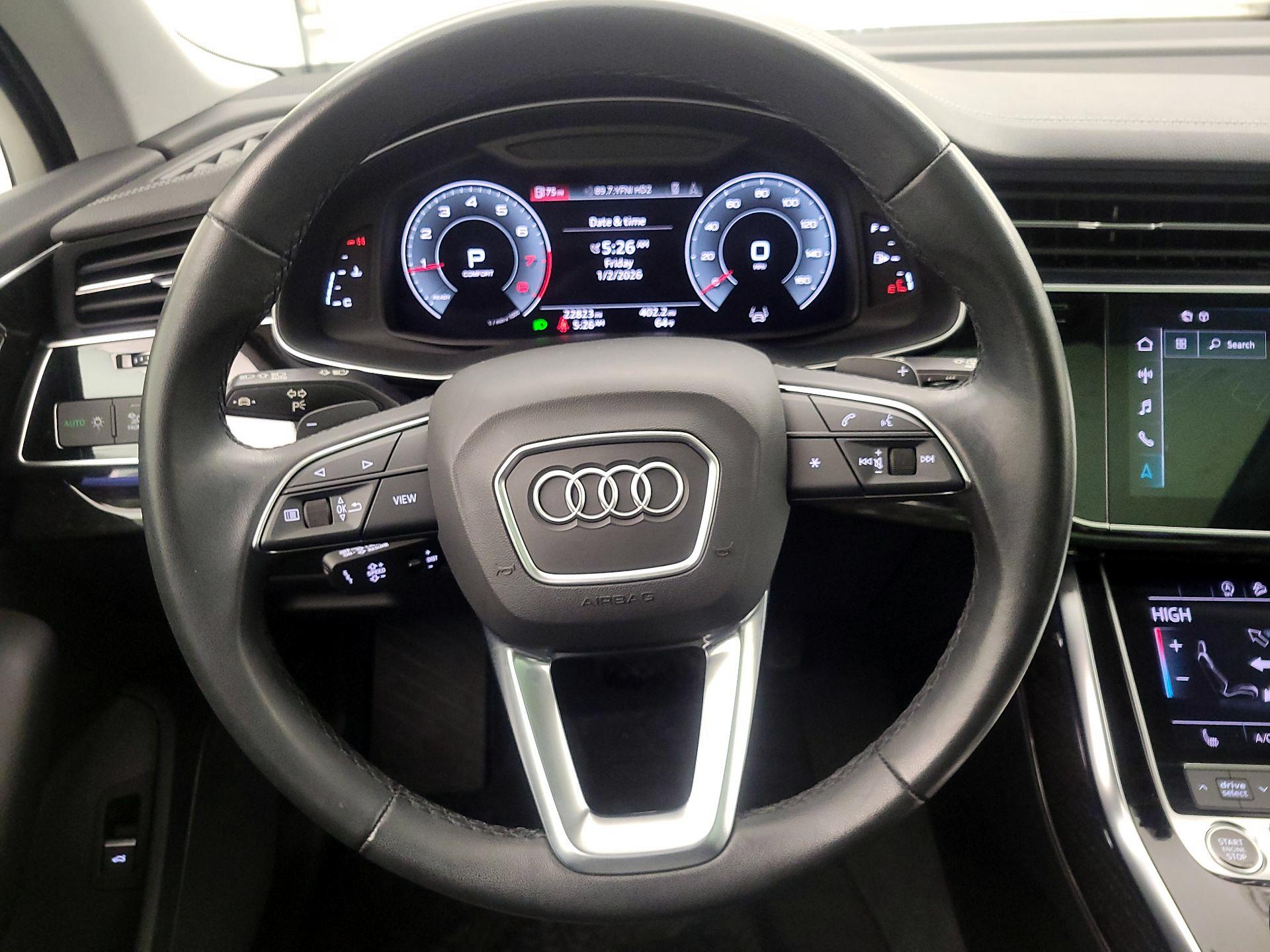 Thumbnail: 2023 Audi Q7 - 10