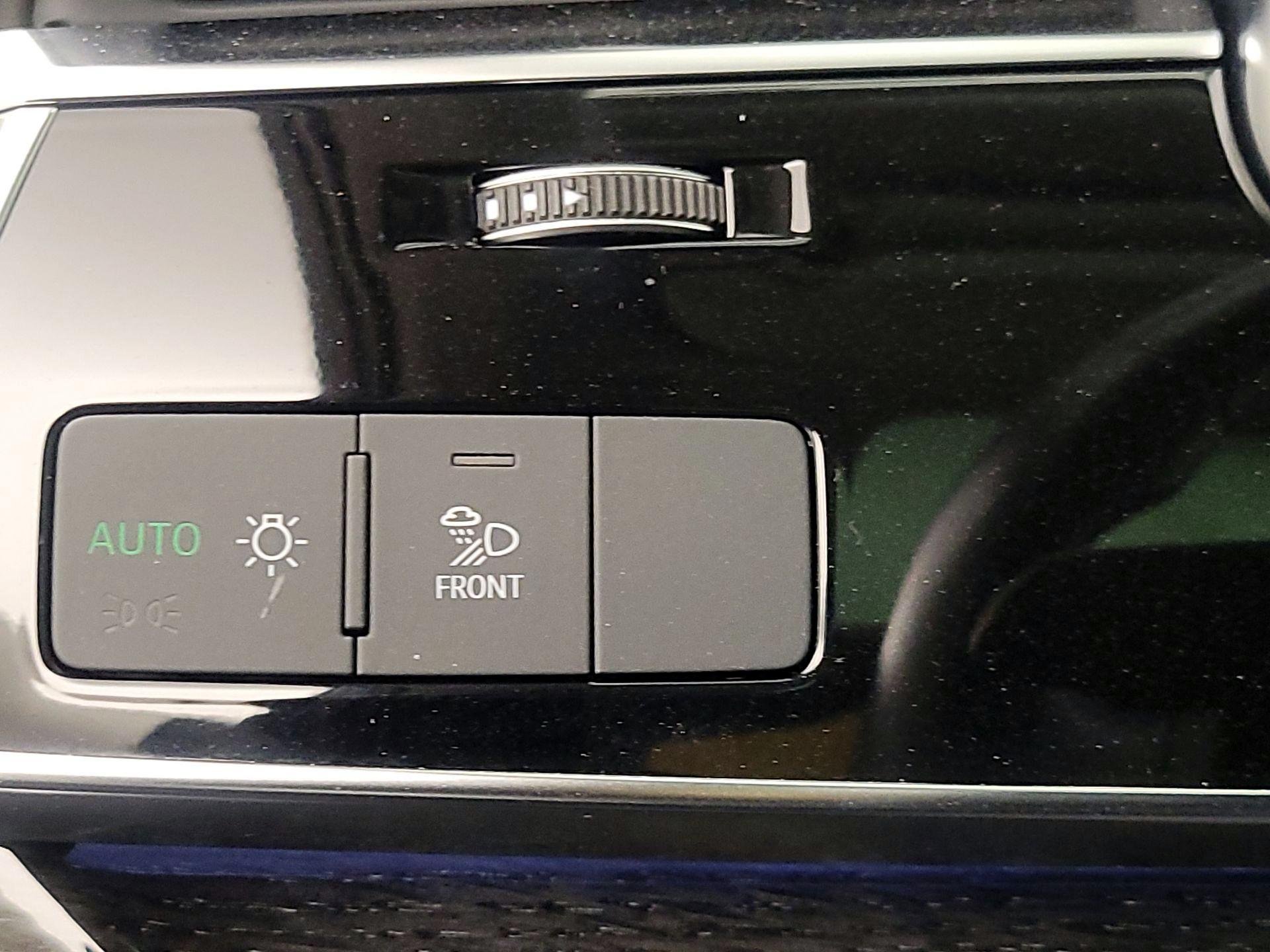 Thumbnail: 2023 Audi Q7 - 13