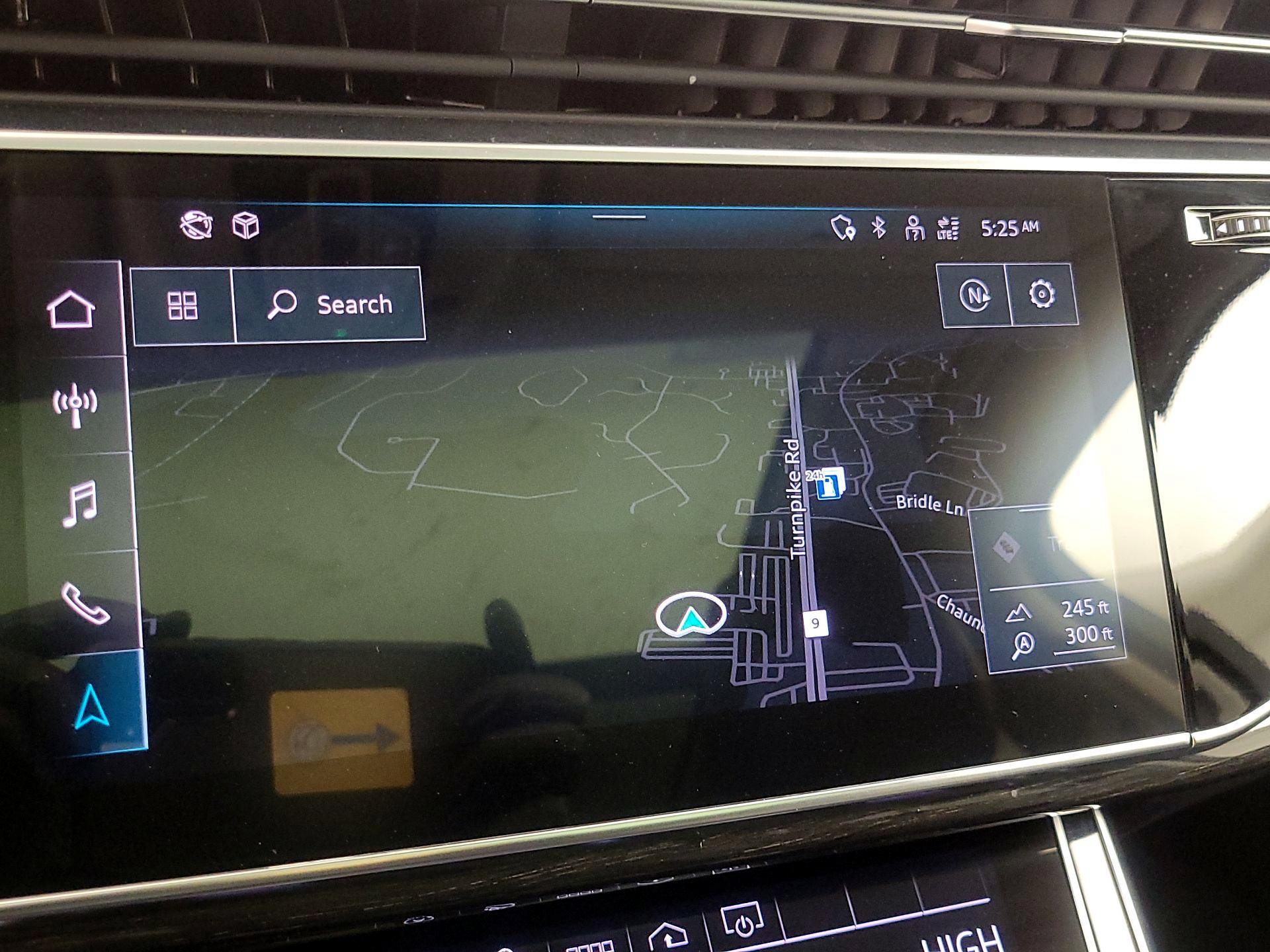 Thumbnail: 2023 Audi Q7 - 14