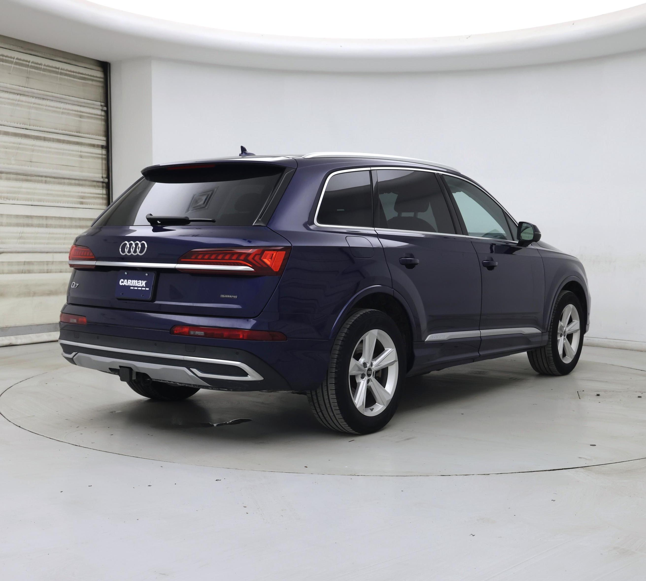 Thumbnail: 2023 Audi Q7 - 8