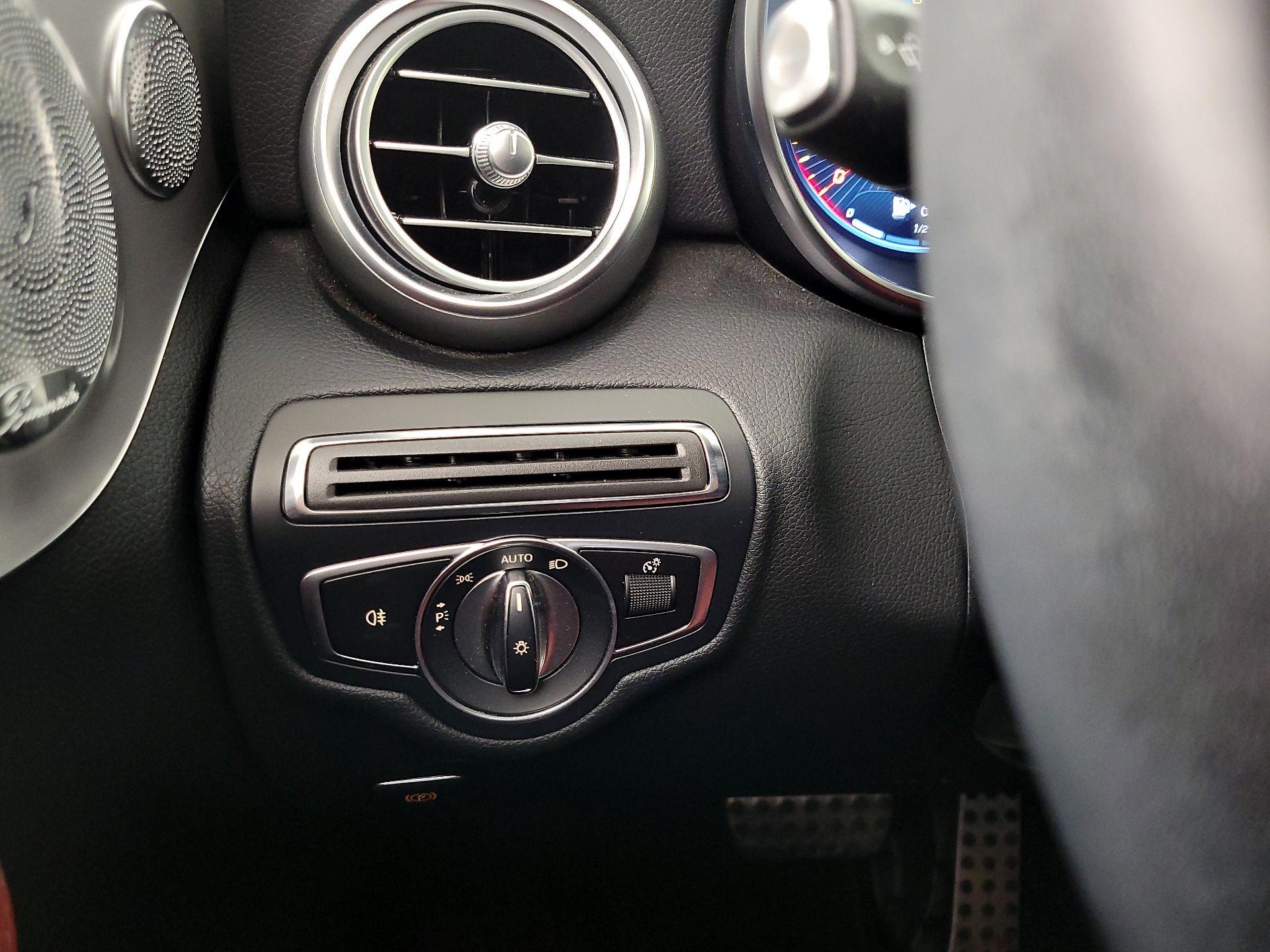 Thumbnail: 2019 Mercedes-Benz C-Class - 13