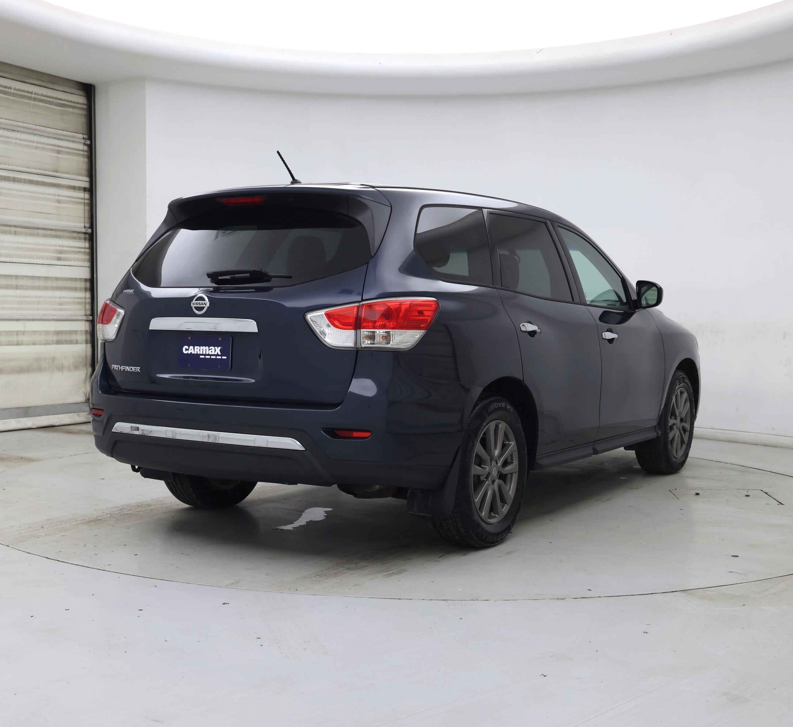 Thumbnail: 2015 Nissan Pathfinder - 8