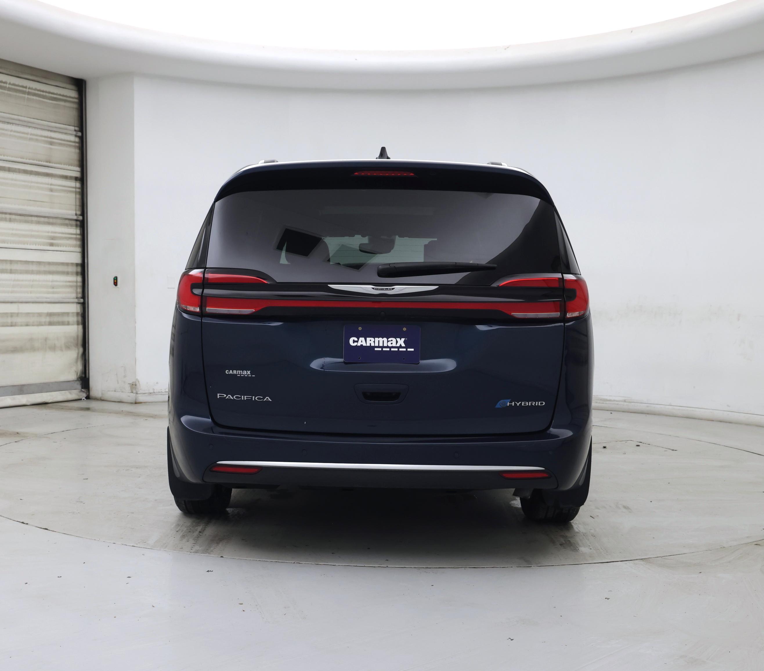 Thumbnail: 2023 Chrysler Pacifica - 6